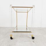 Chariot à boissons en laiton et lucite, années 1970