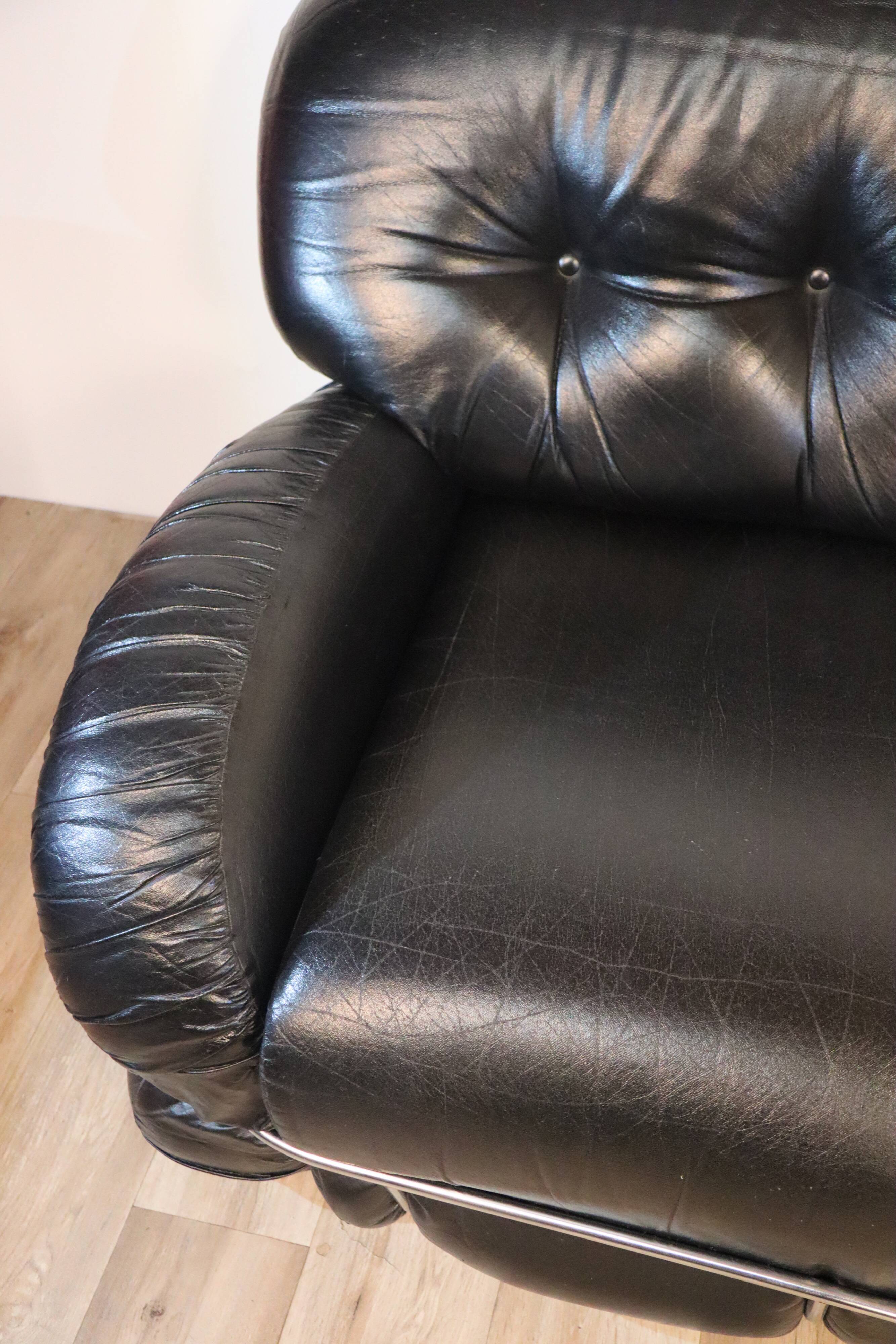 Italian vintage sofa by Adriano Piazzesi 1970
