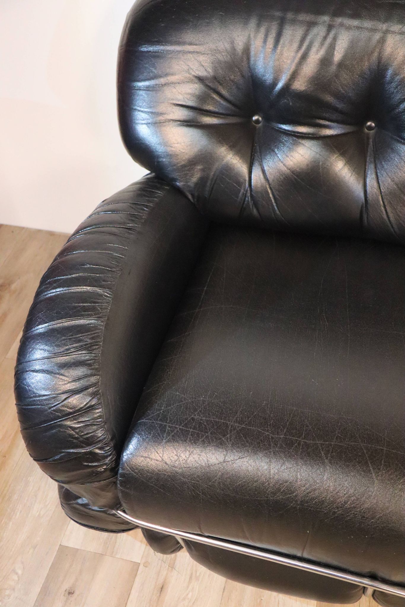 Italian vintage sofa by Adriano Piazzesi 1970