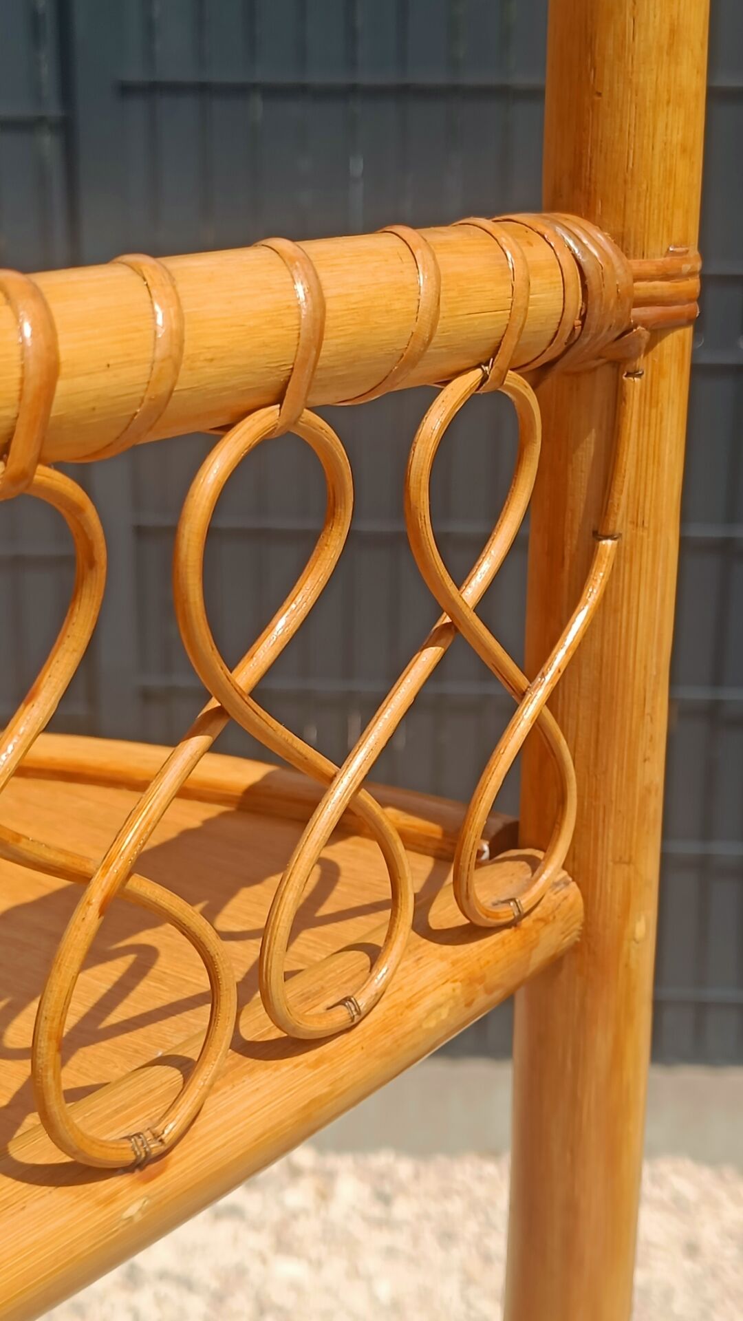 Vintage corner shelf in rattan – 1970s – Exceptional condition