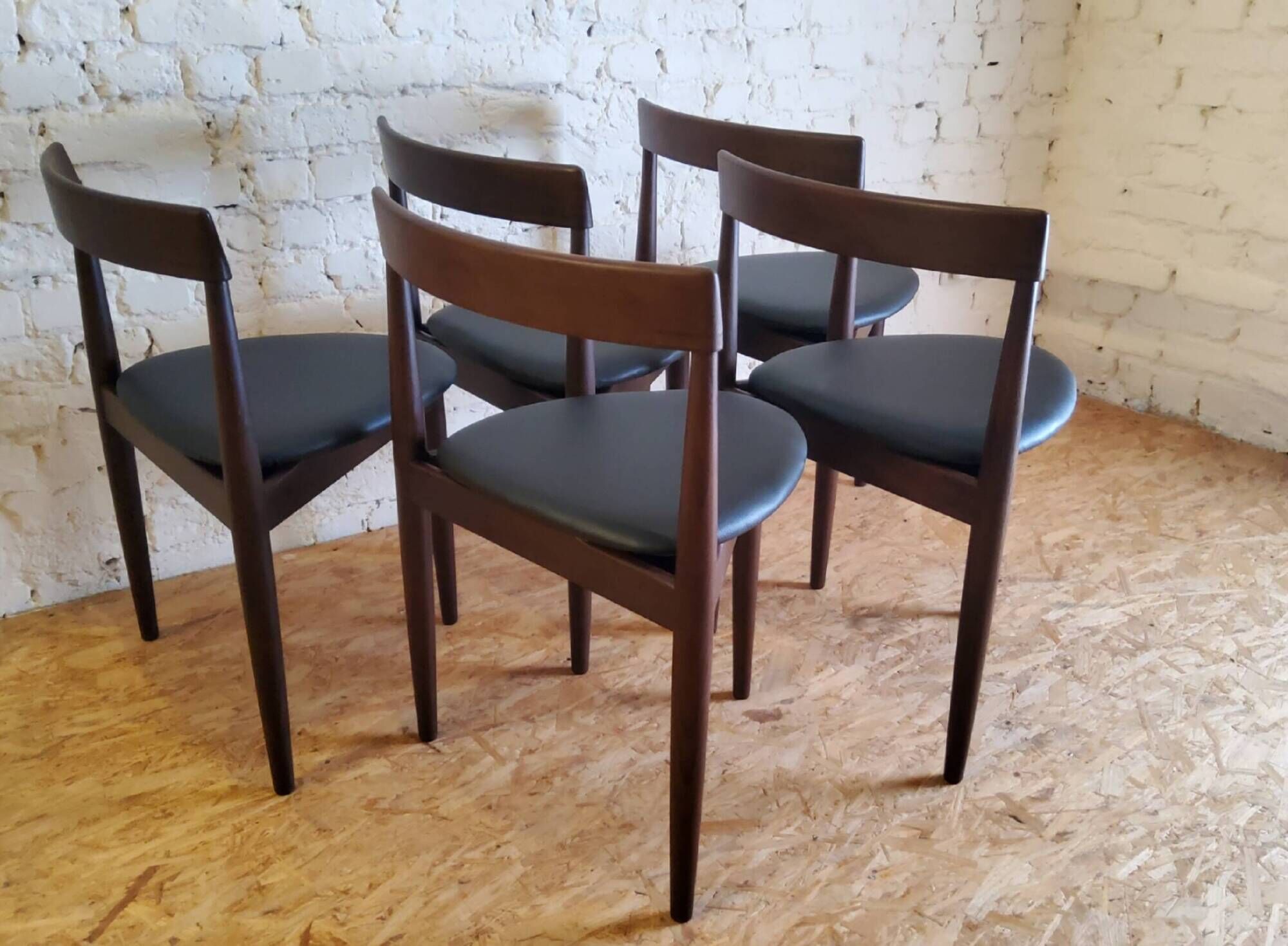 Danish Scandinavian table and chairs by Hans Olsen for Frem Røjle 1960