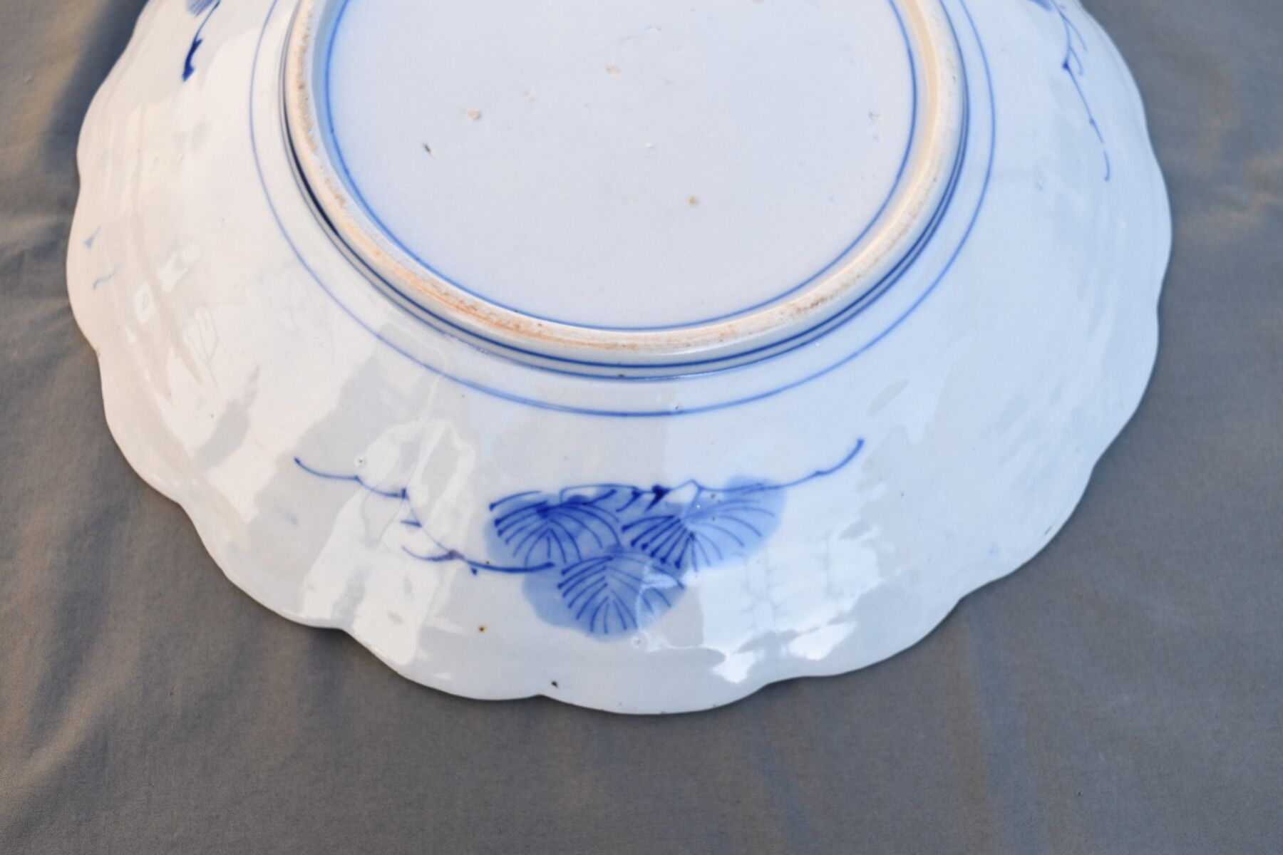 Porcelain dish of Japan Imari diameter 36 cm