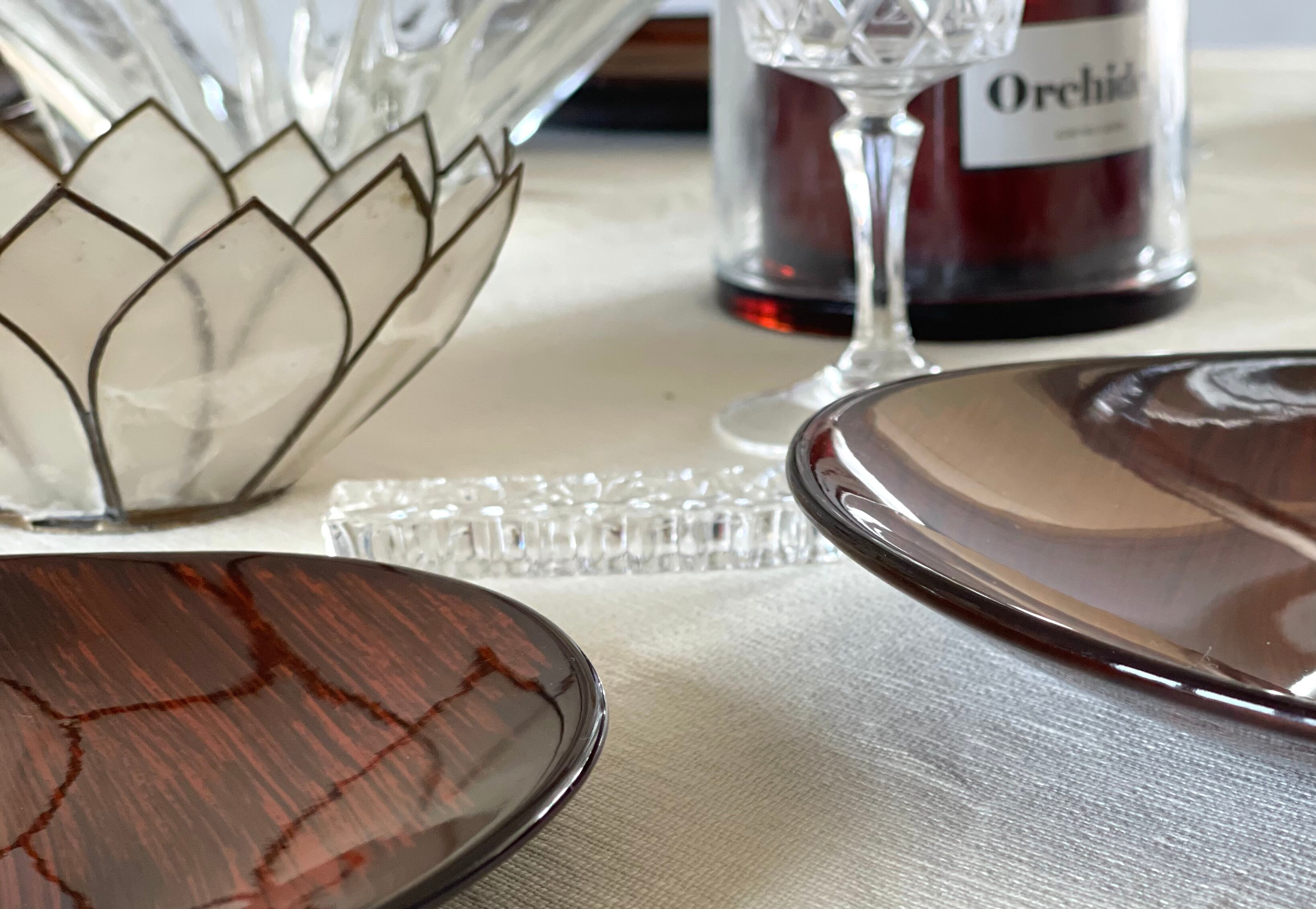 12 assiettes vintage 1970