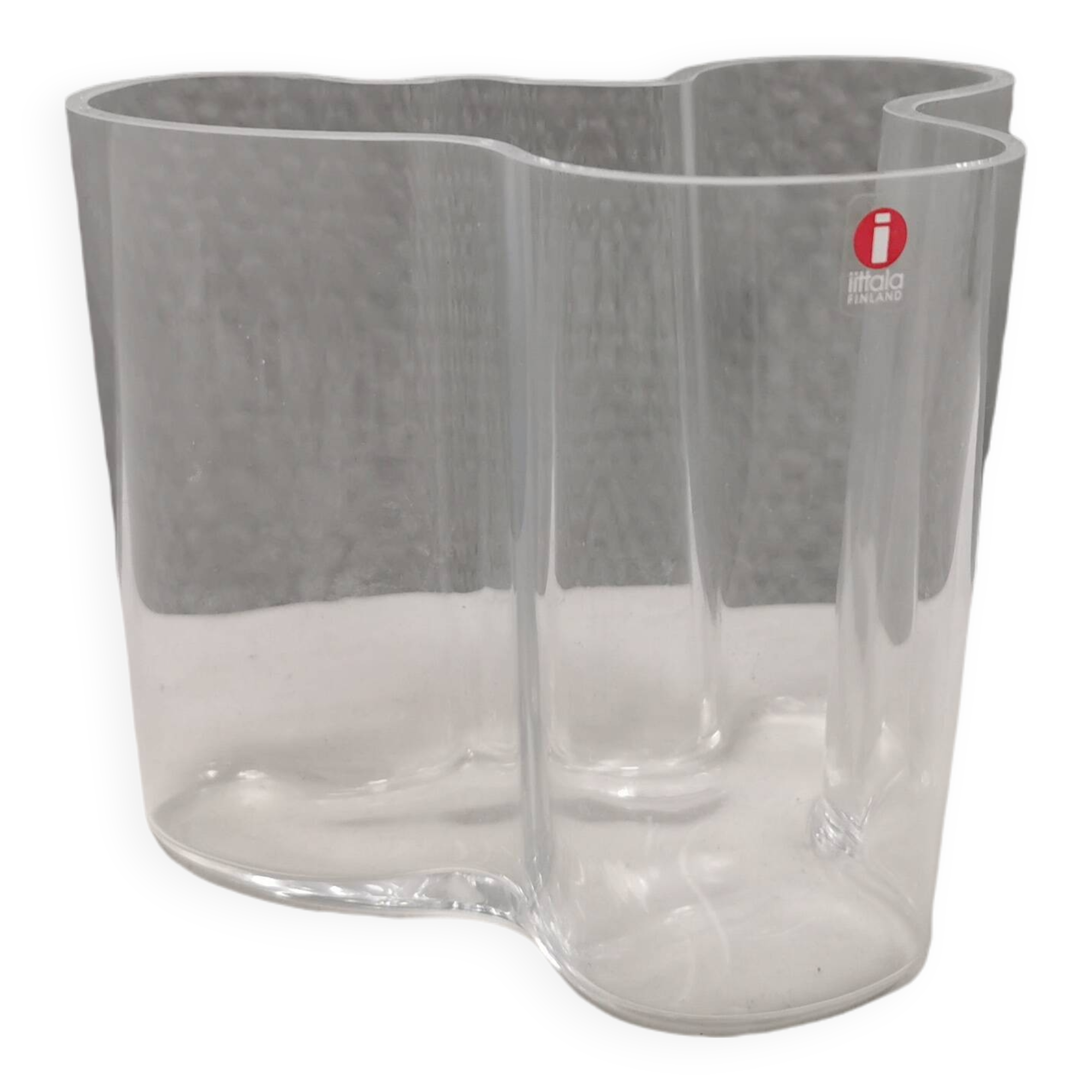 Beautiful Iittala vase designed by Aalto in 1936 Finland