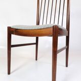 Set Of 4 Dining Chairs Model 422 Made In Rosewood By Arne Vodder From 1960s