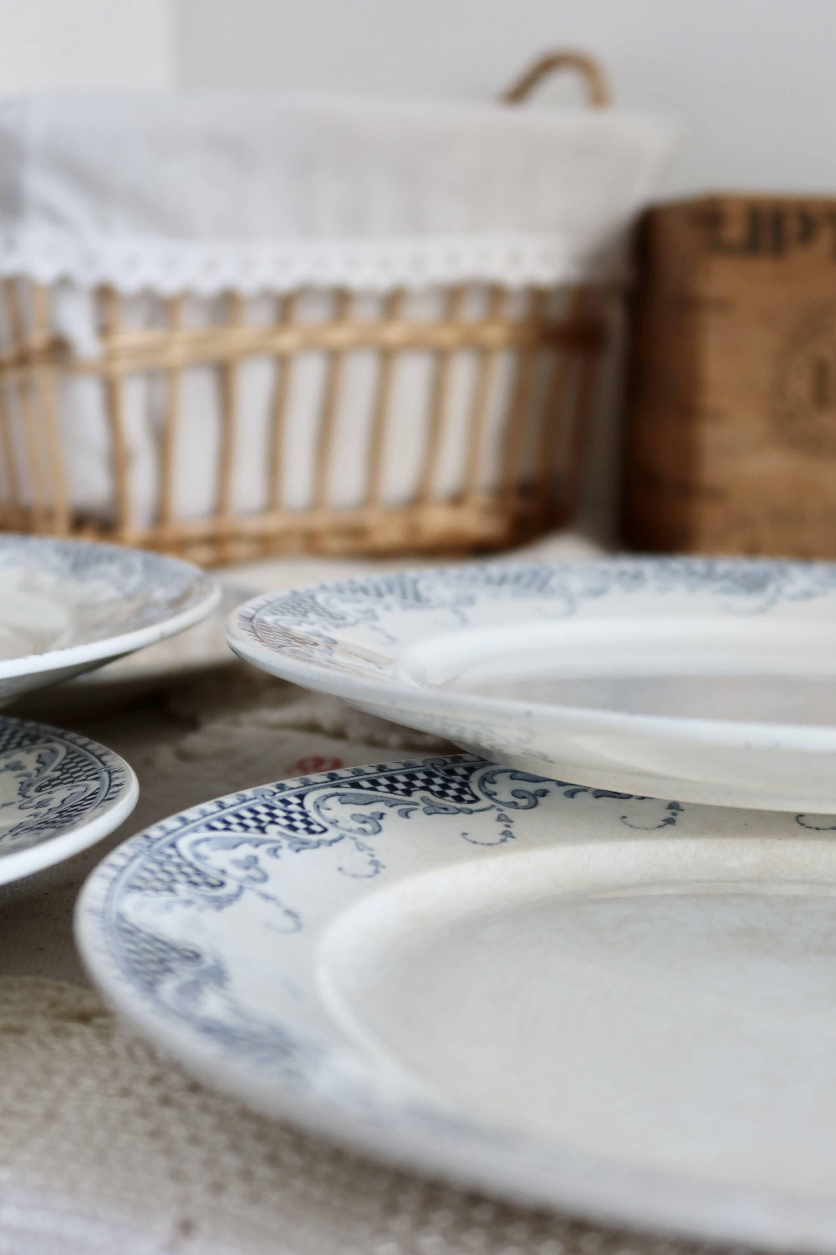 6 flat plates in ironstone Sarreguemines U&C model Luchon