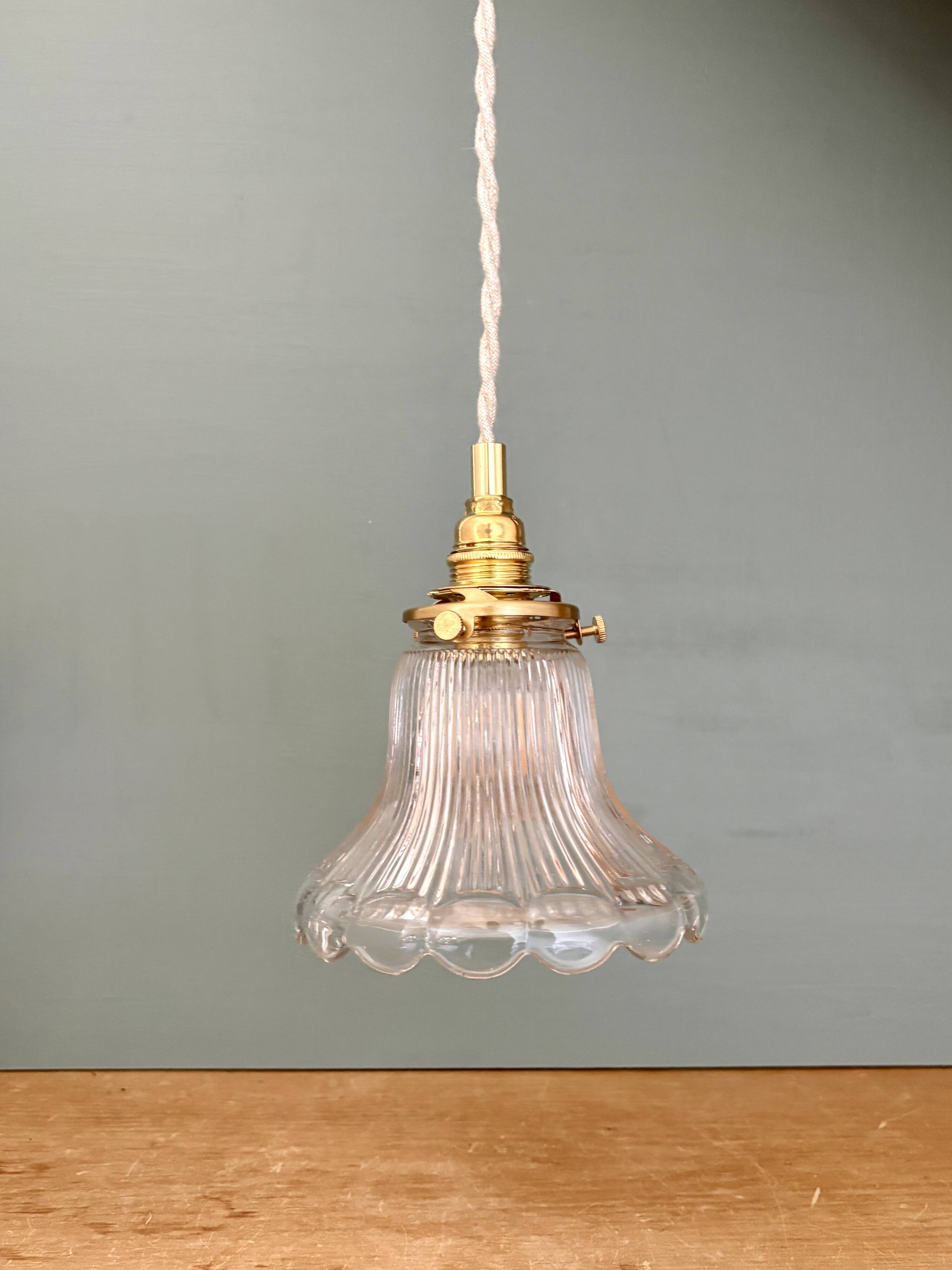Suspension tulipe vintage en verre holophane