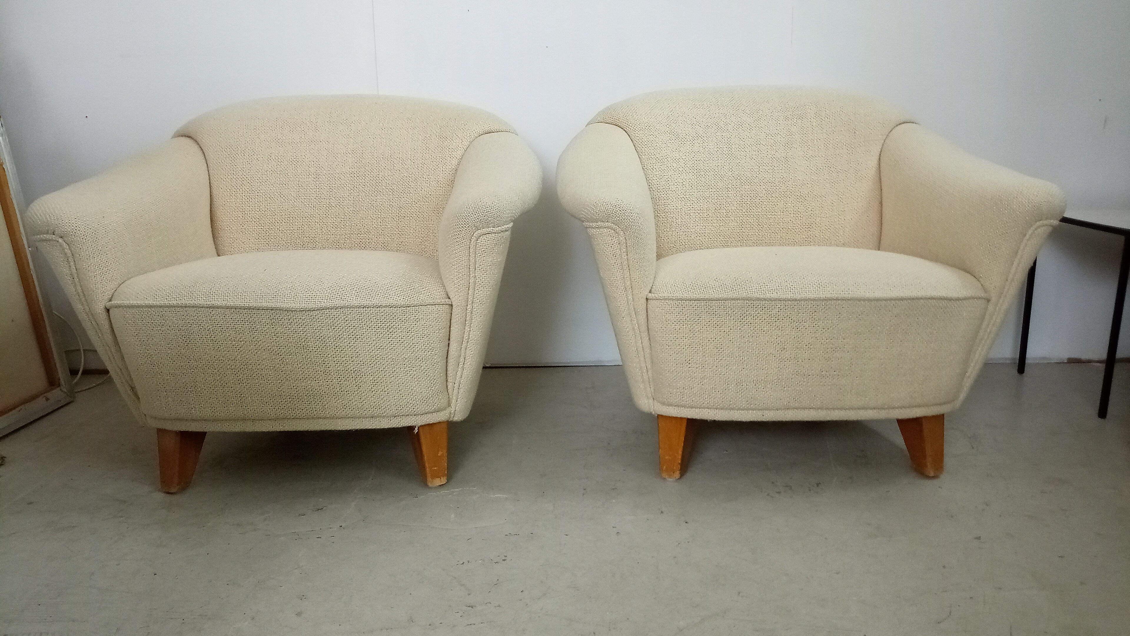 Pair scandinavian armchairs