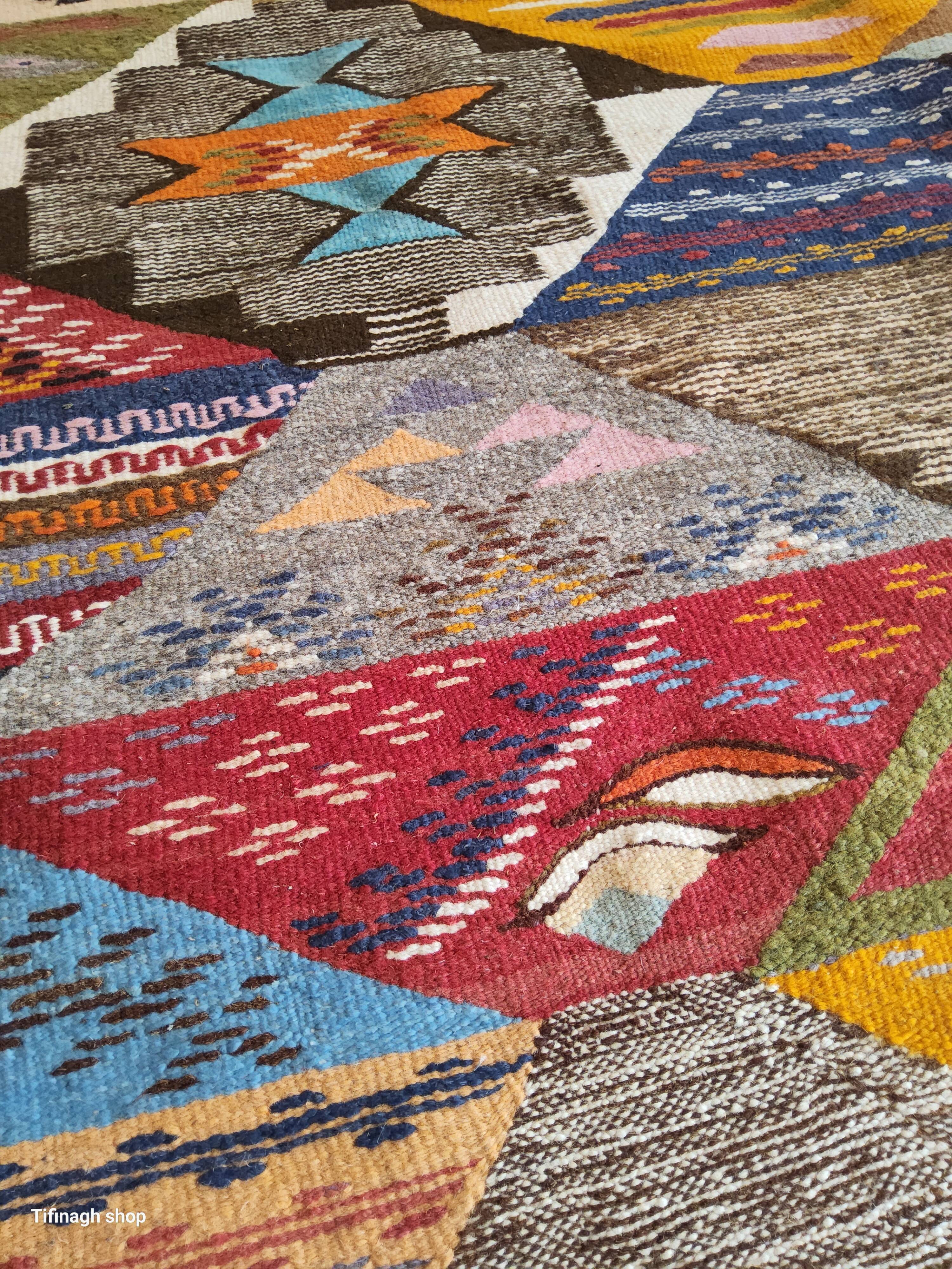 Berber kilim carpet of Taznakht