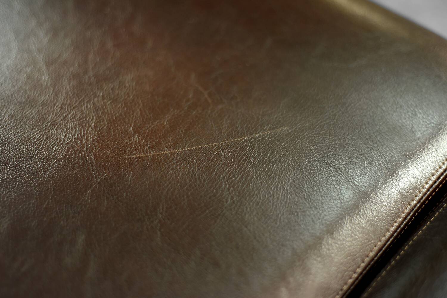 Mid-century modern German vintage canapé lounge, 2-seater, brown steel frame.