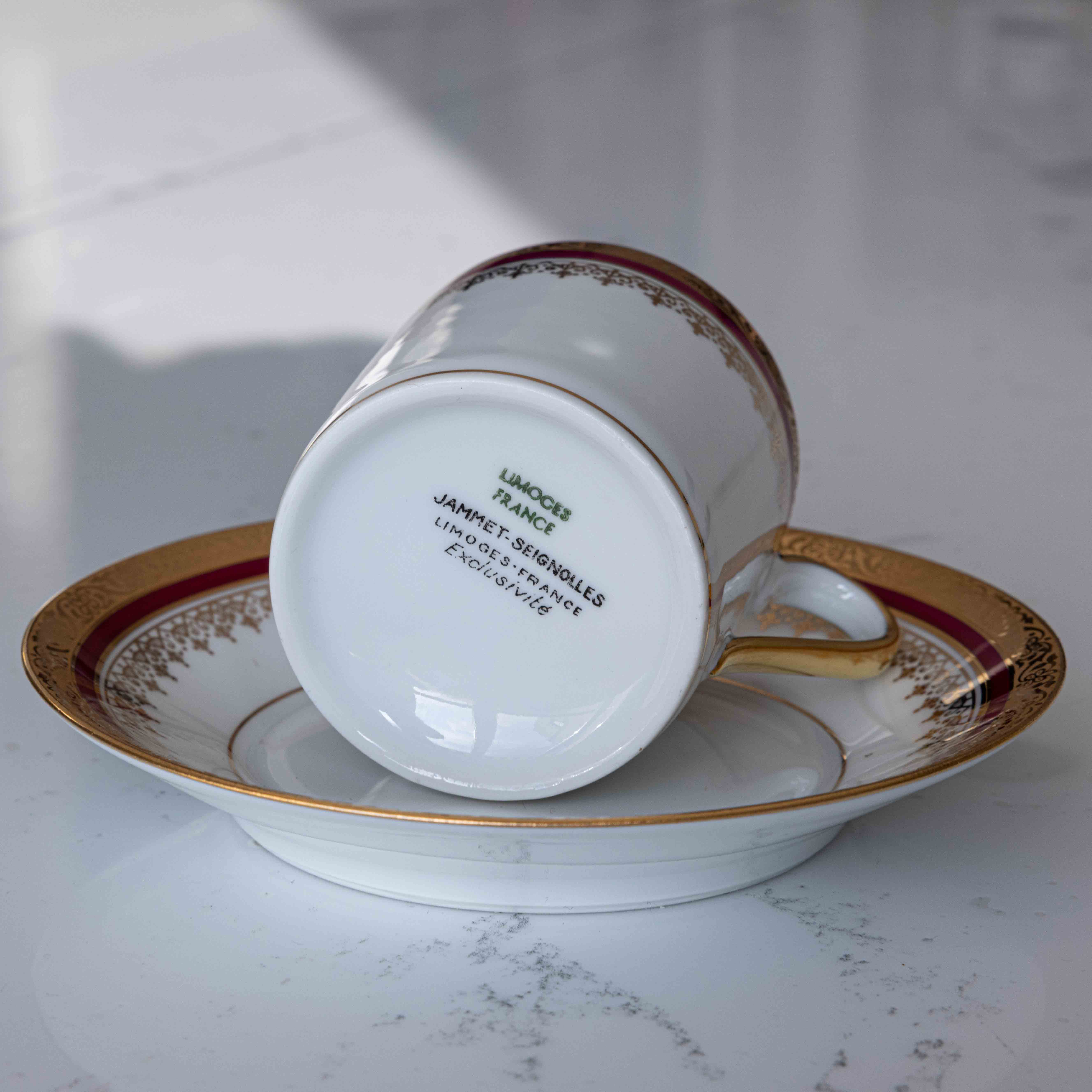 Sevice 72 pieces Limoges porcelain