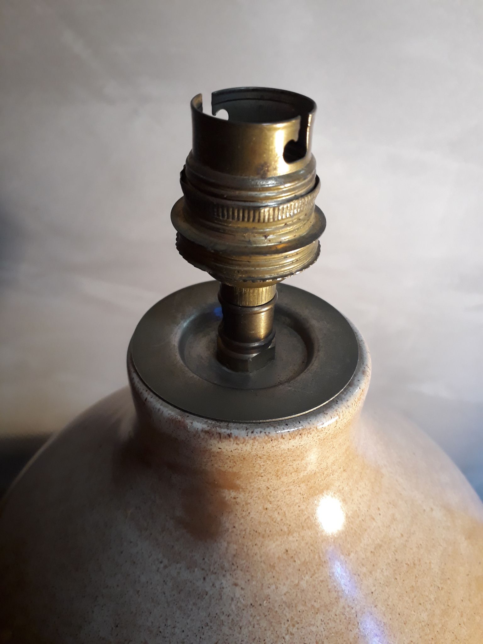 Pied de lampe terre cuite vernissé avec douille  35x20