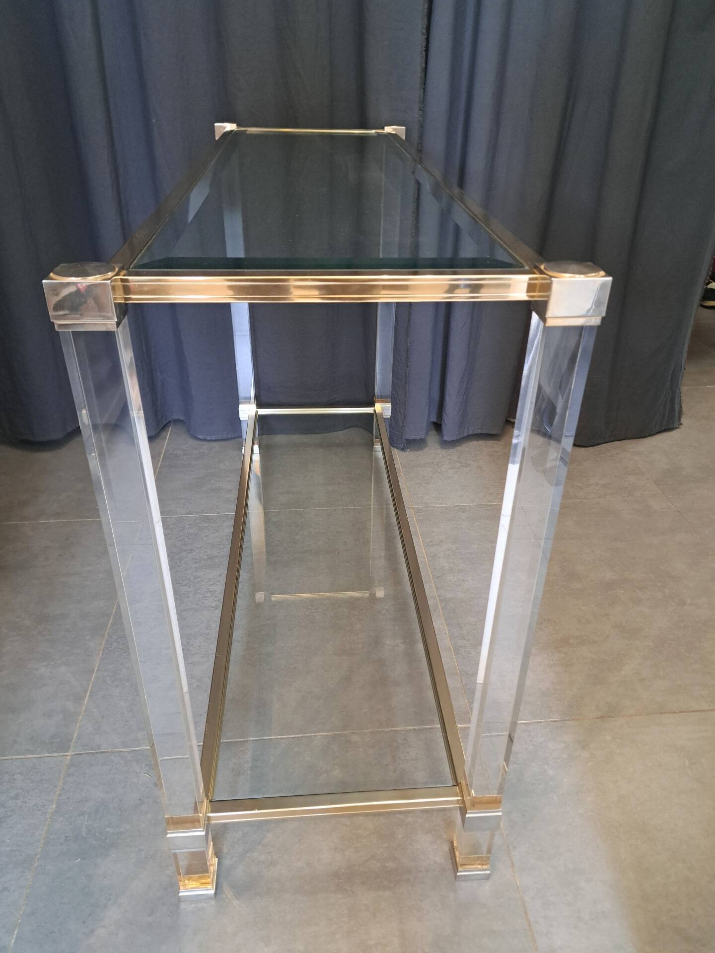 Console Pierre Vandel en lucite et alu doré
