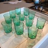 12 verres à pied vintages