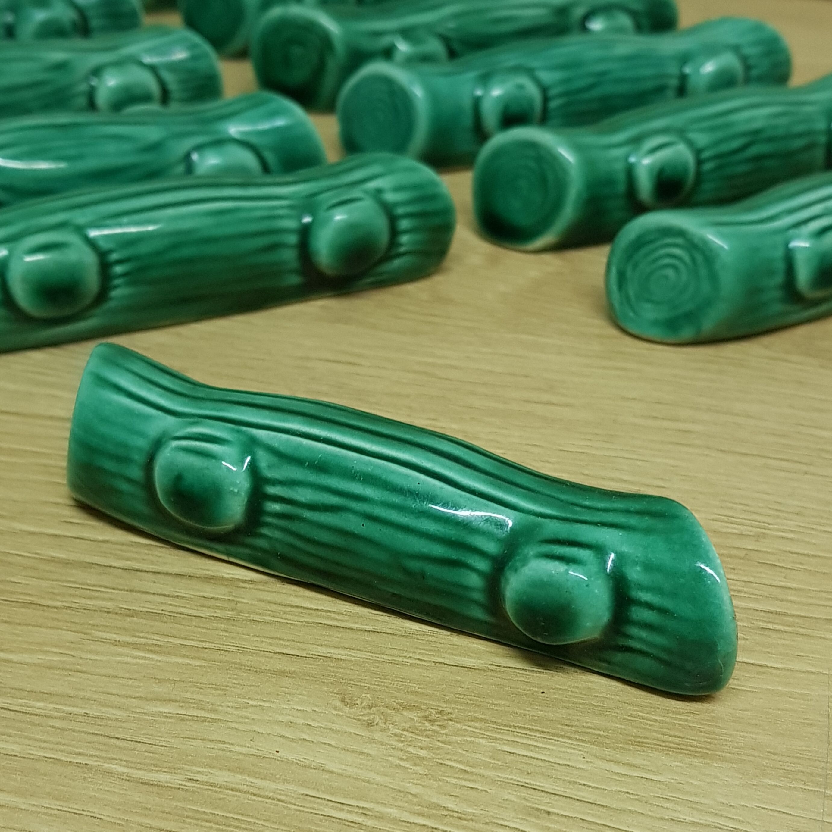 12 ceramic knife holder