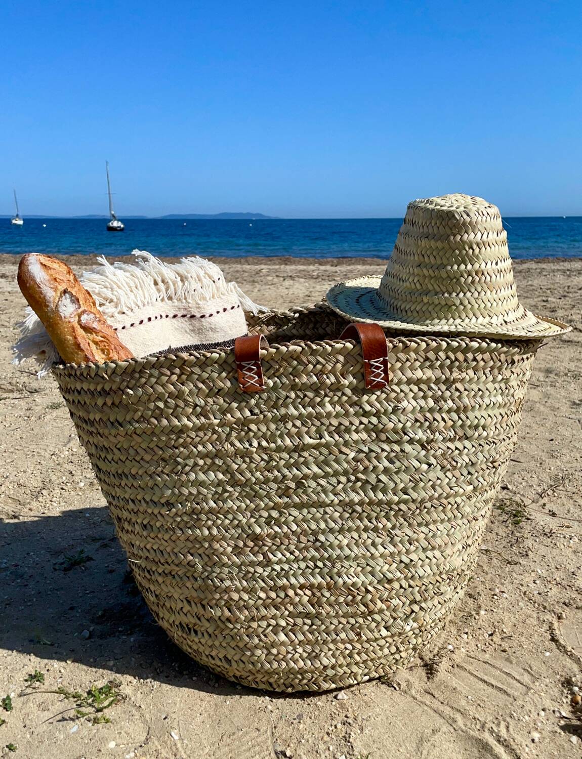 Natural palm basket