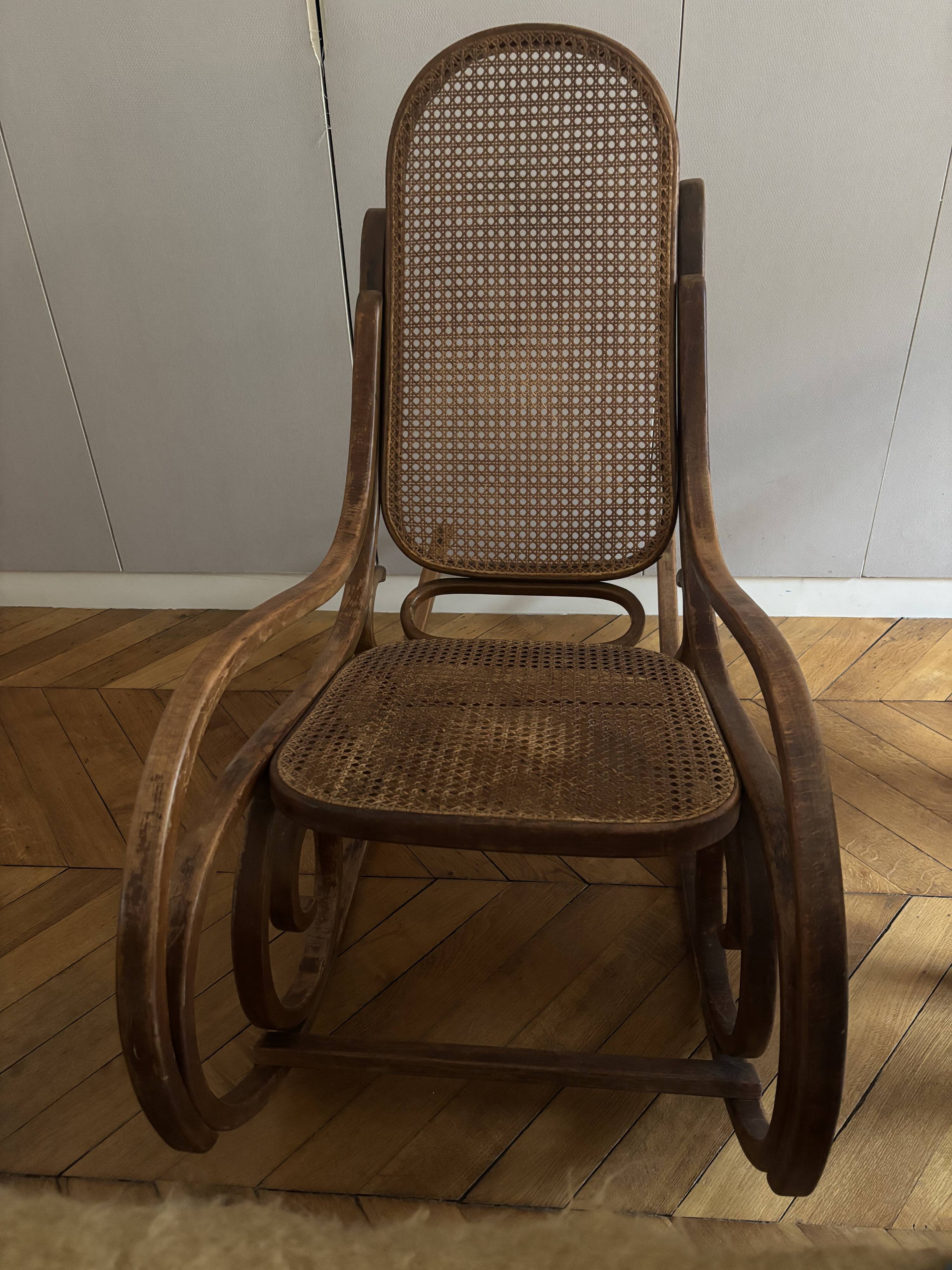 Rocking Chair - Fauteuil à bascule