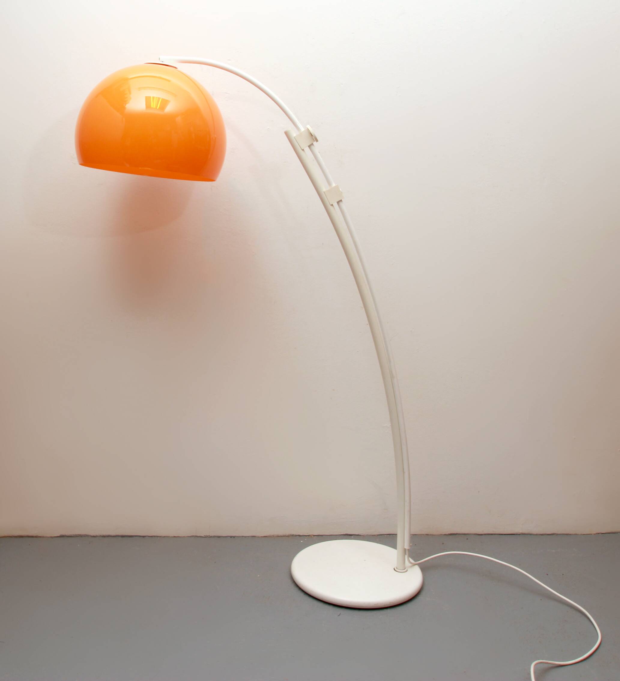 1970s floor lamp /arc lamp i white and orange