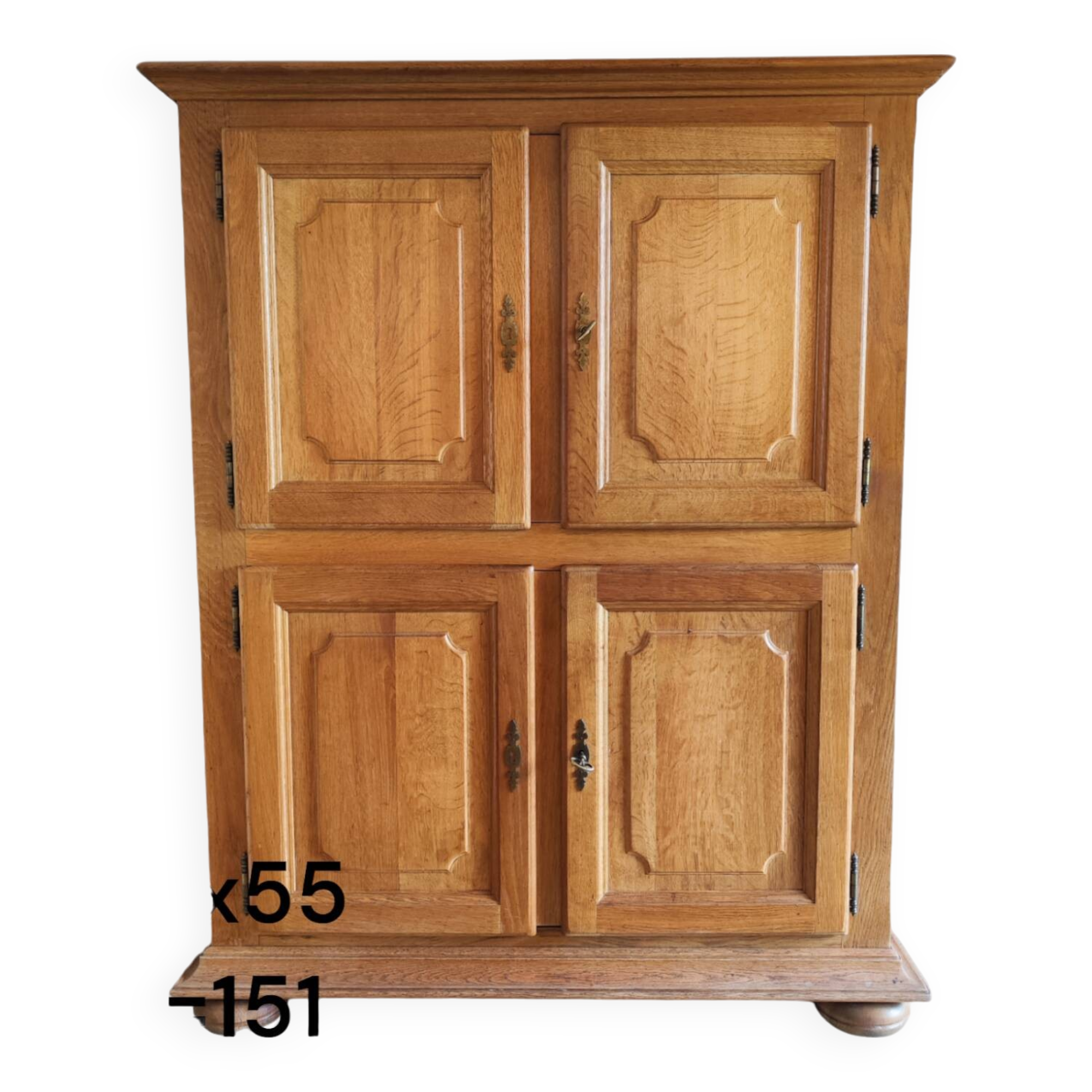 Solid wood cabinet