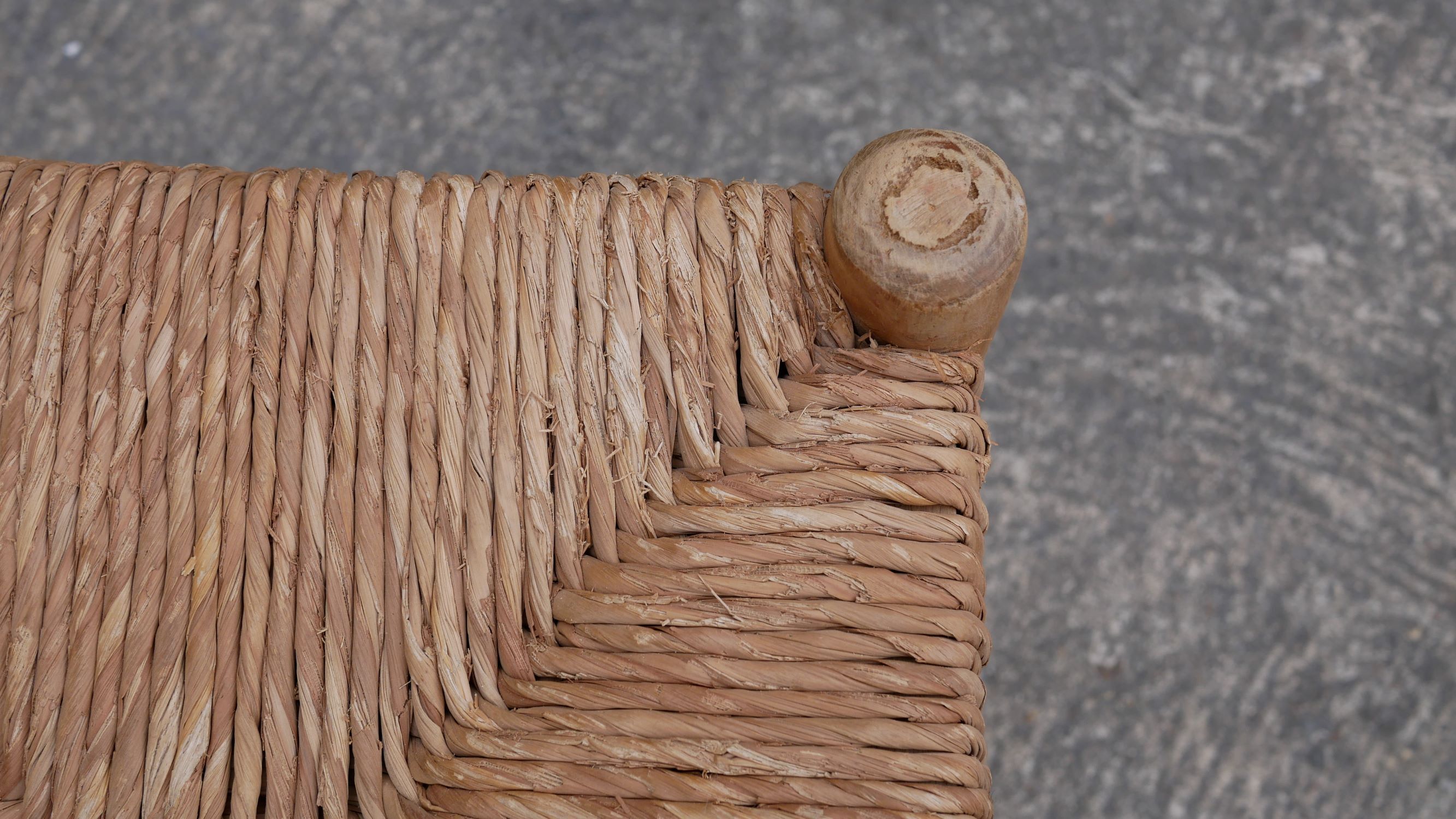 Wood and straw vintage bench