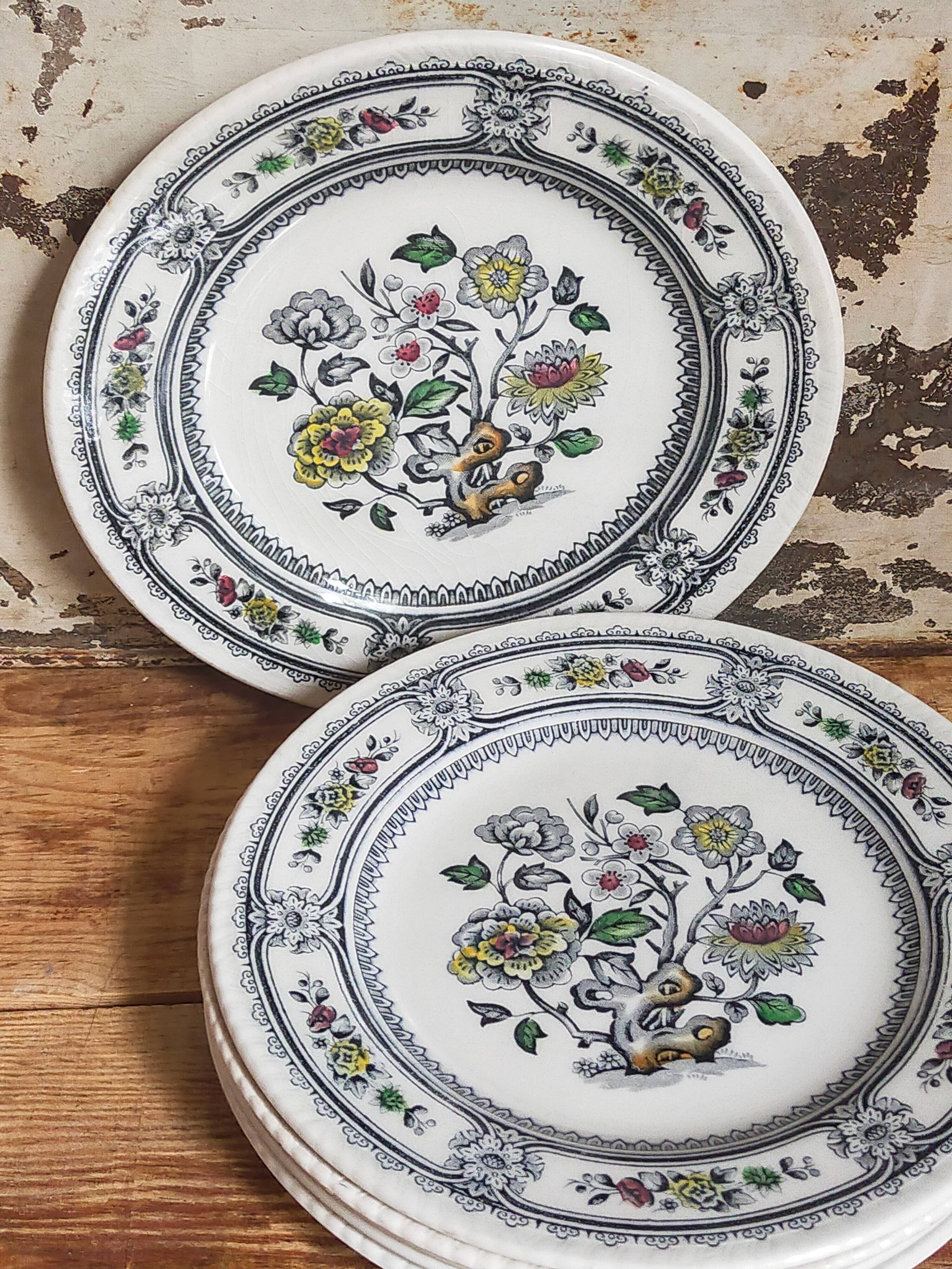 Six English porcelain dessert plates WOOD & SONS Dorset service