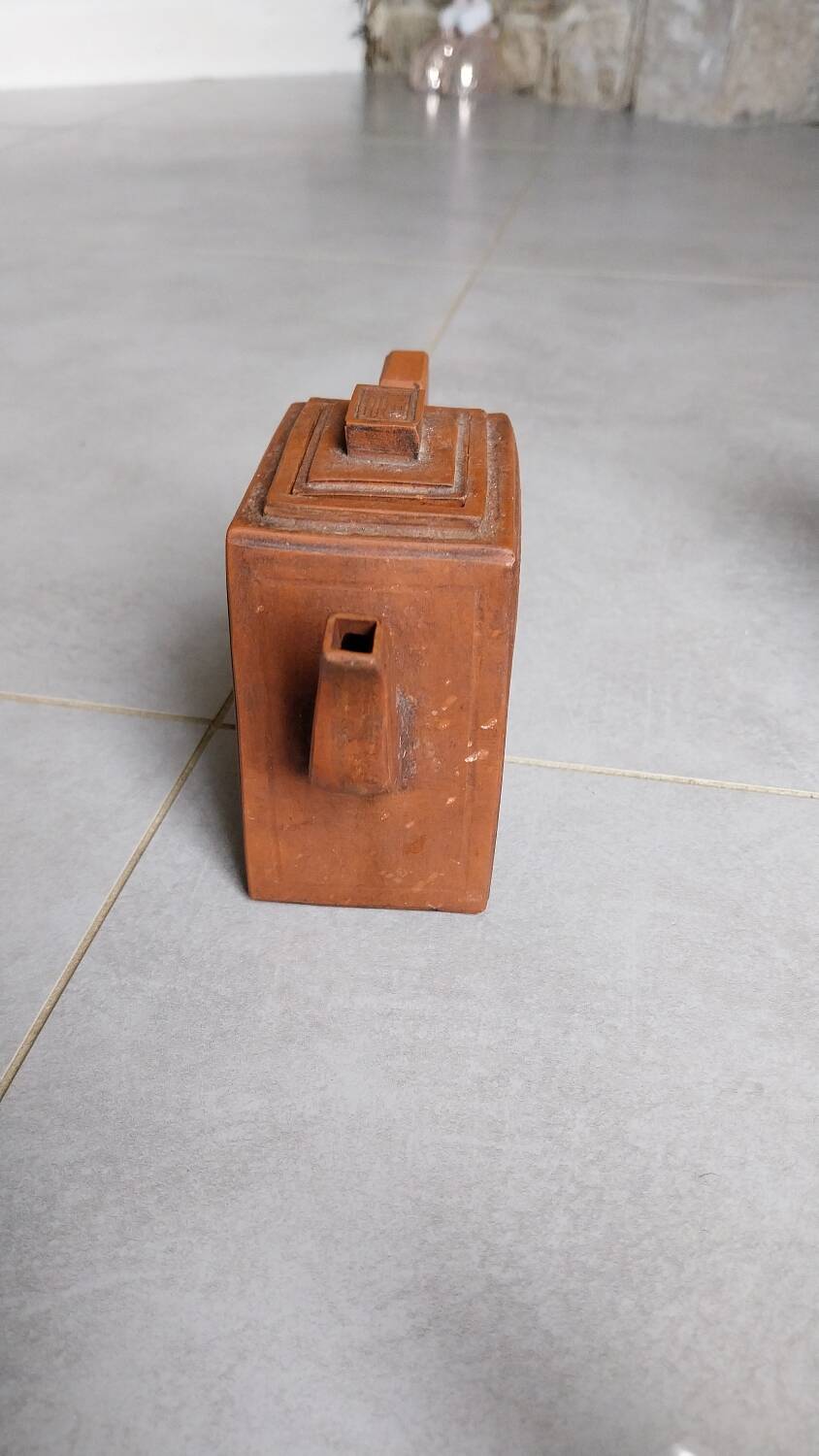 Yixing fine stoneware teapot