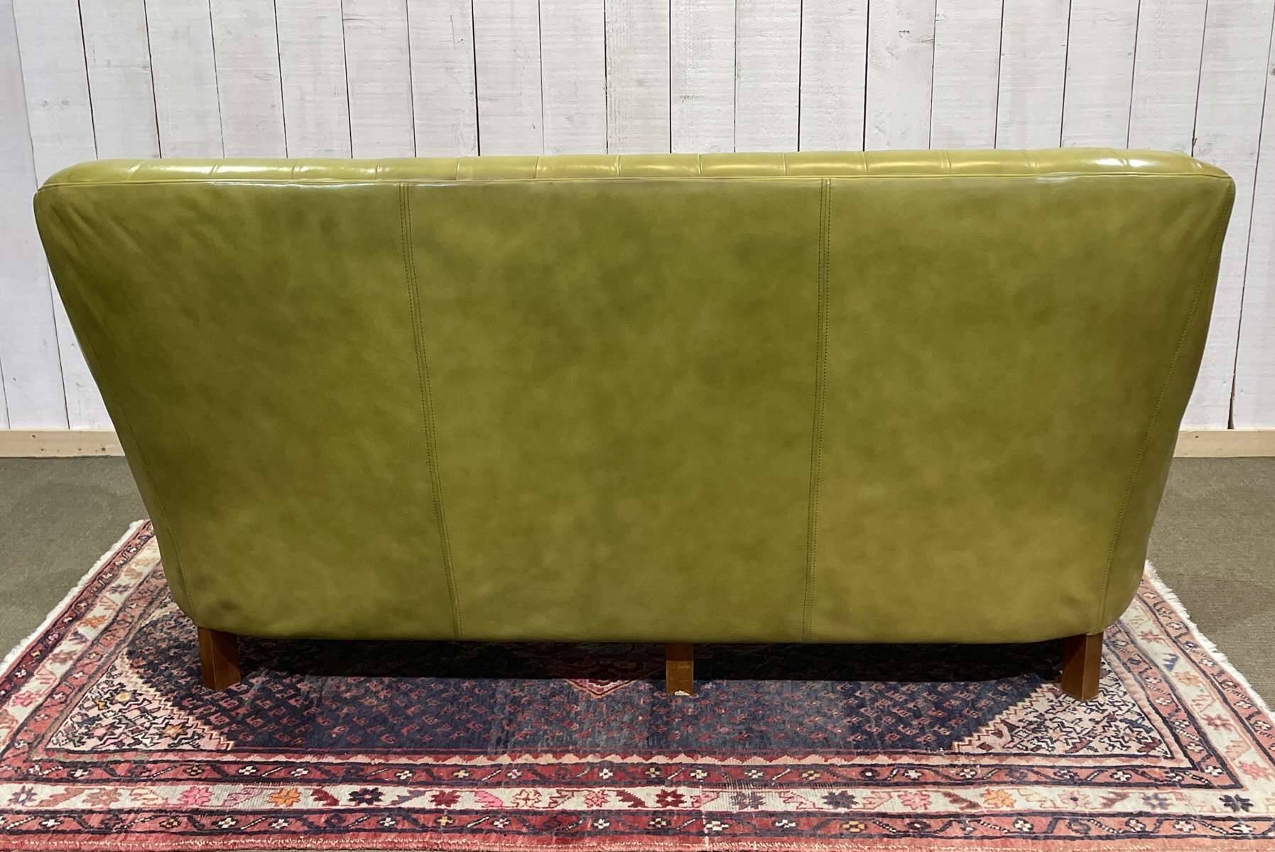 3-seater Chesterfield sofa in olive green leather