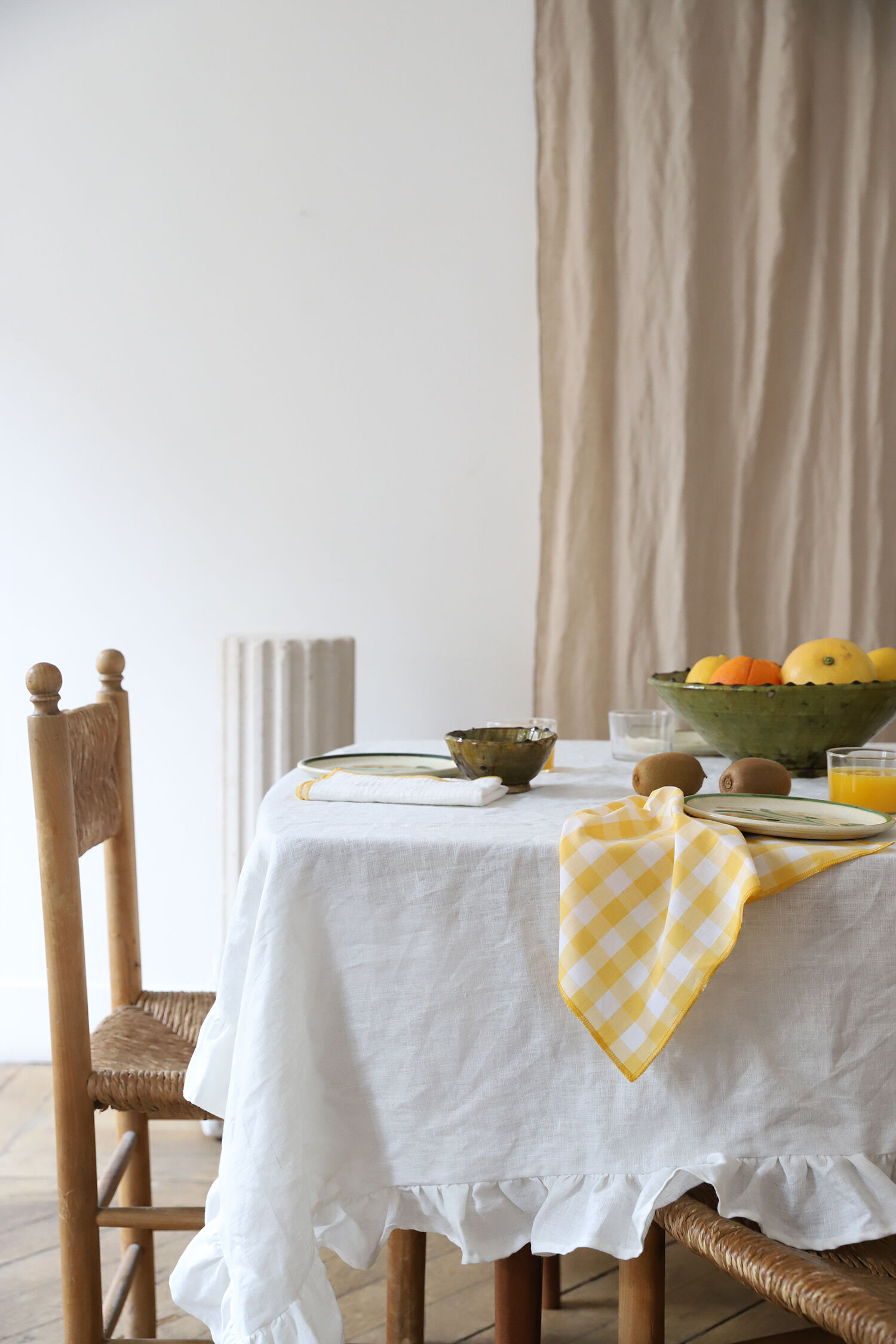 Set of 4 yellow vichy towels & white cotton gas