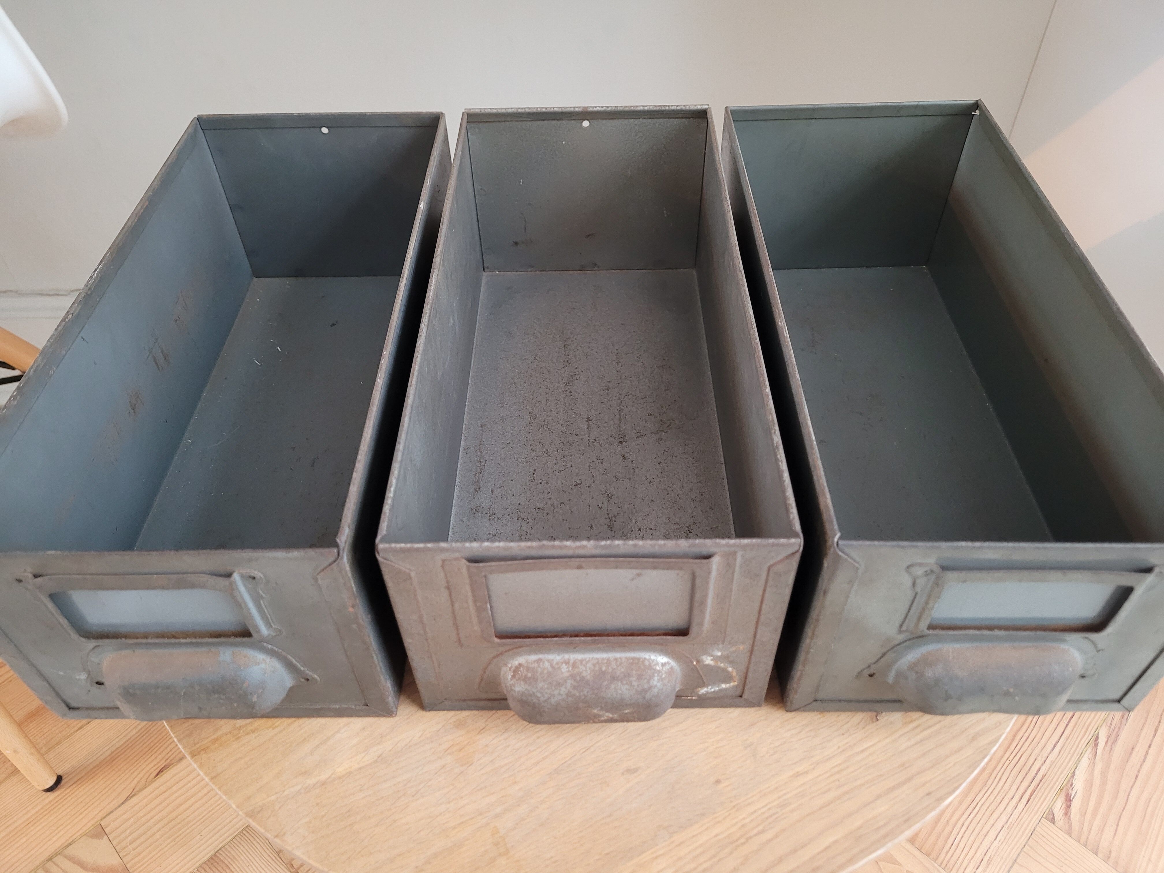 Lot of 3 metal lockers