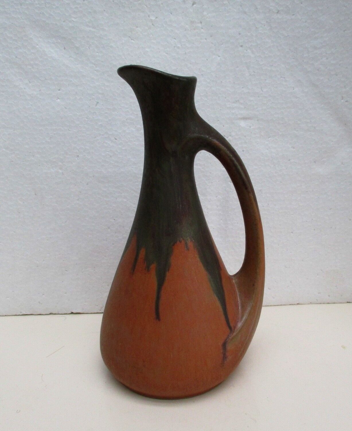 Pitcher Denbac art deco