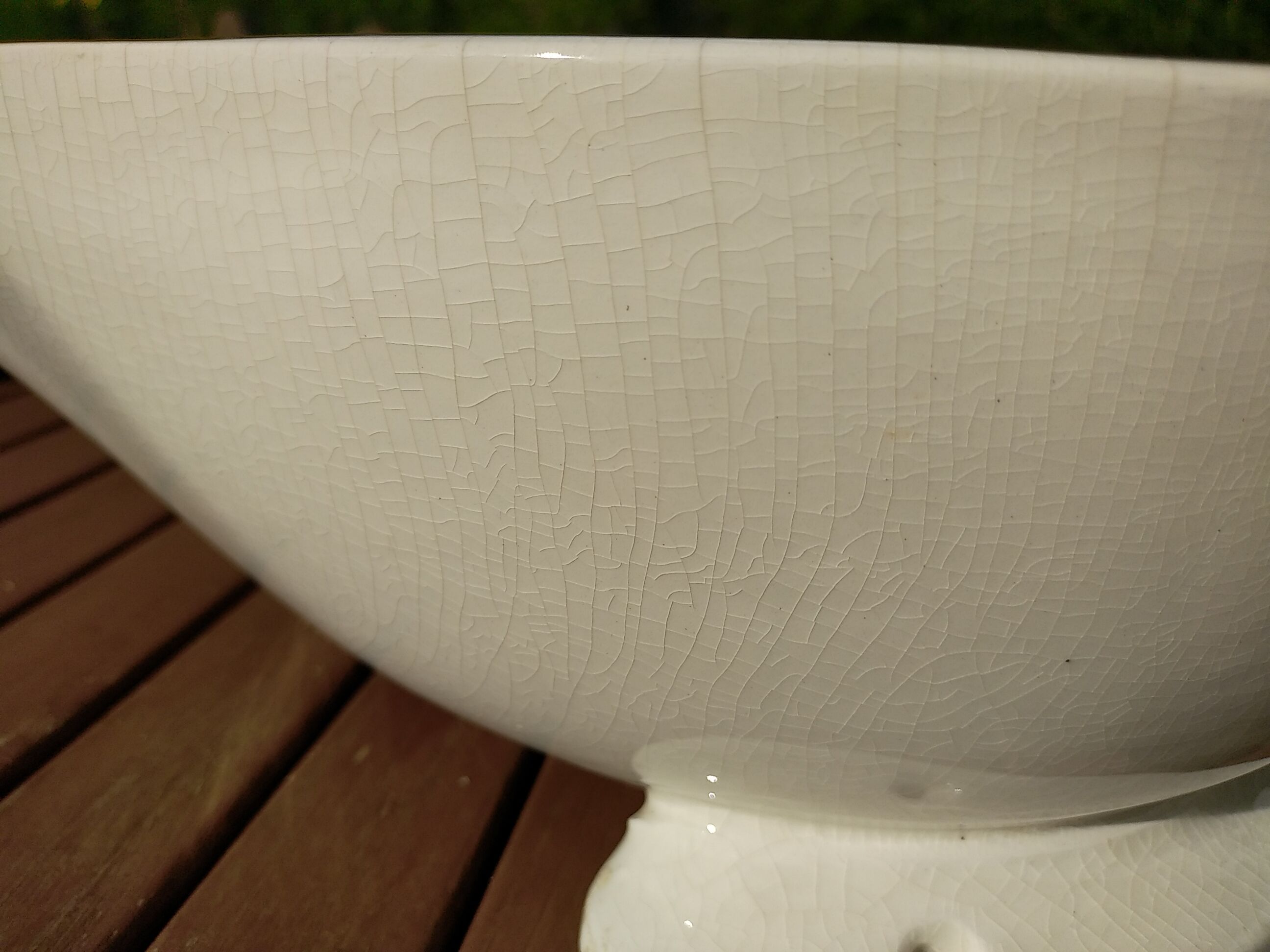 Cabin sink original liner, cracked faience