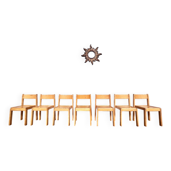 Série de 7 chaises scandinaves vintage en bois pour enfant