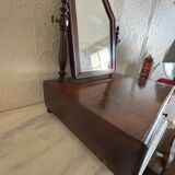 Table dressing table
