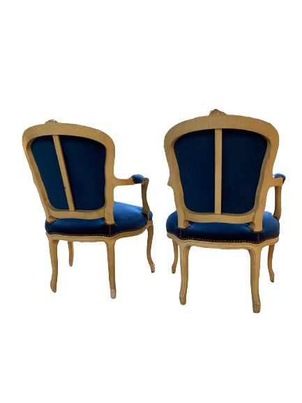 Pair of Louis XV style armchairs in blue velvet