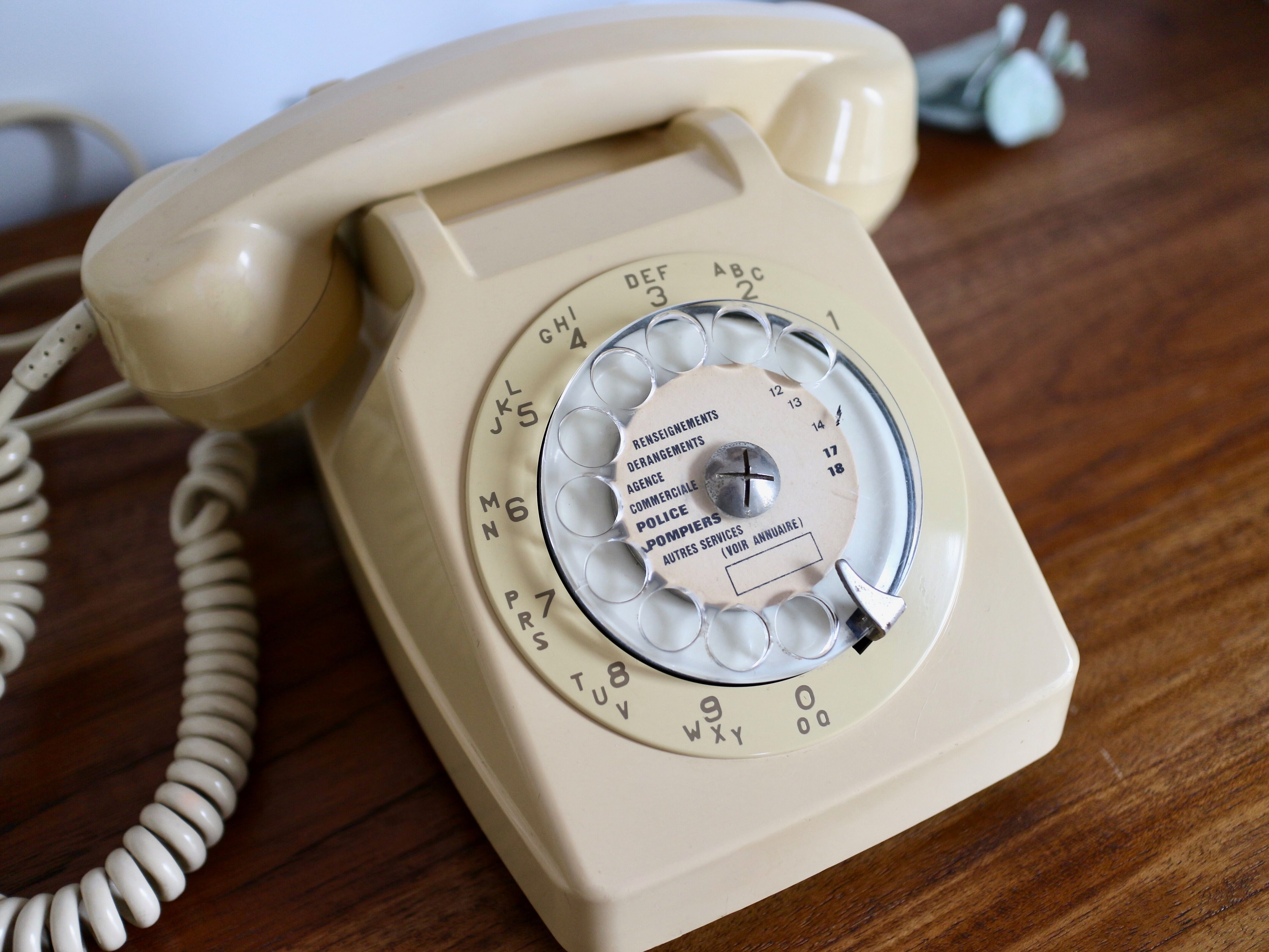 Socotel S63 beige dial phone