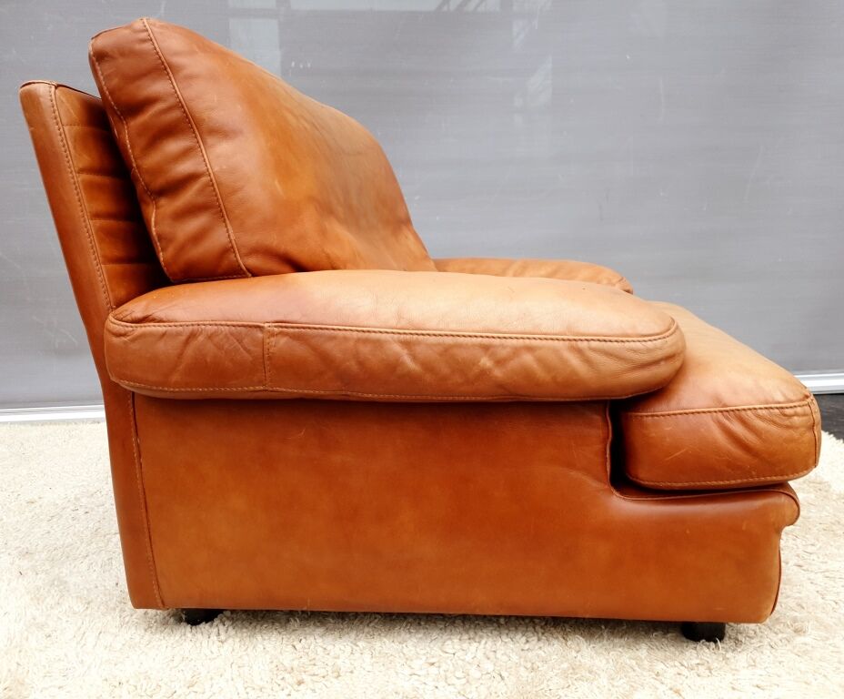 Fauteuil club lounge cuir cognac design 1970