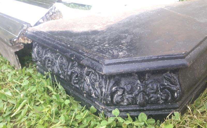 Fireplace XIX ° marble louis XV style with narrowed and floor slabs