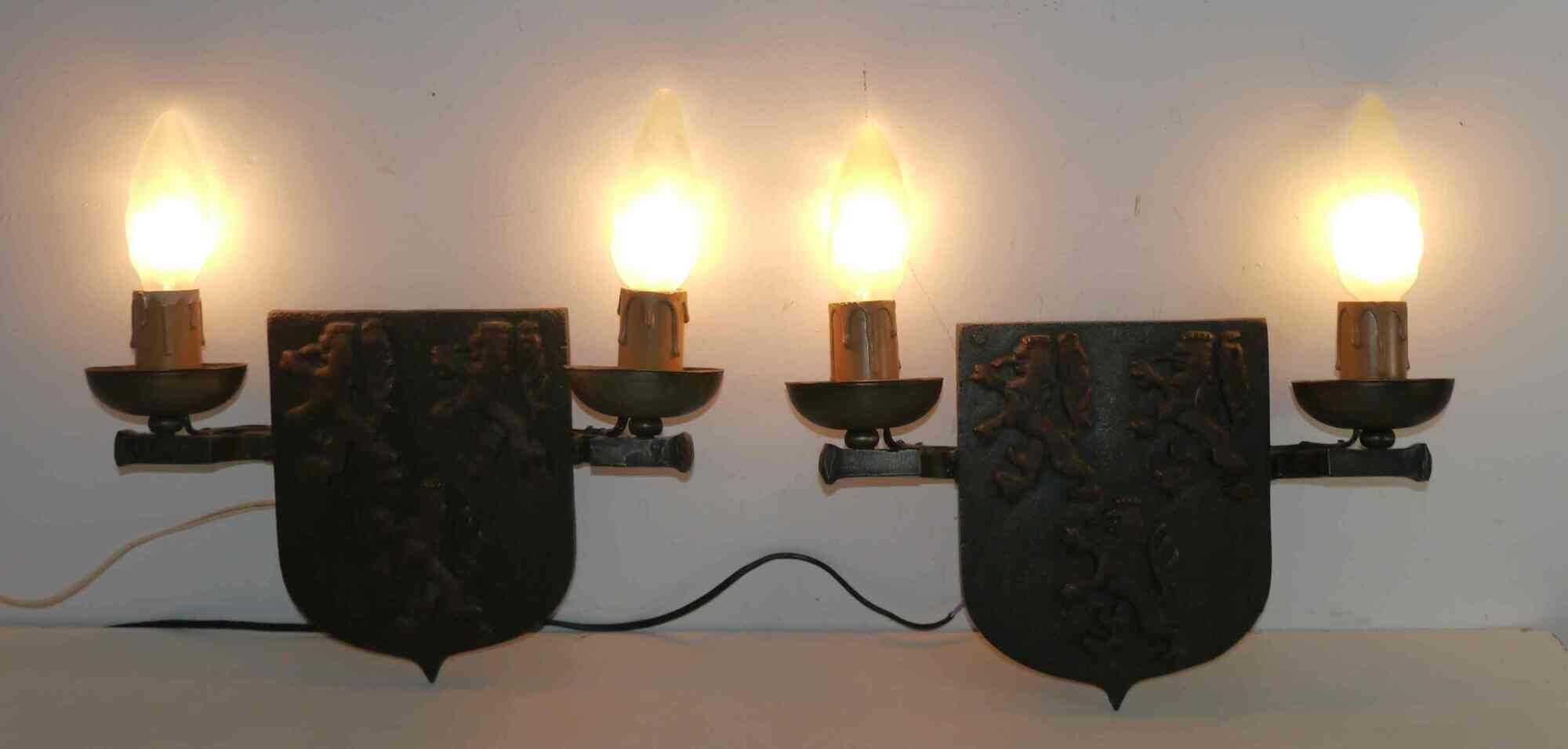 Pair of heraldic coat of lamp for the 60's century