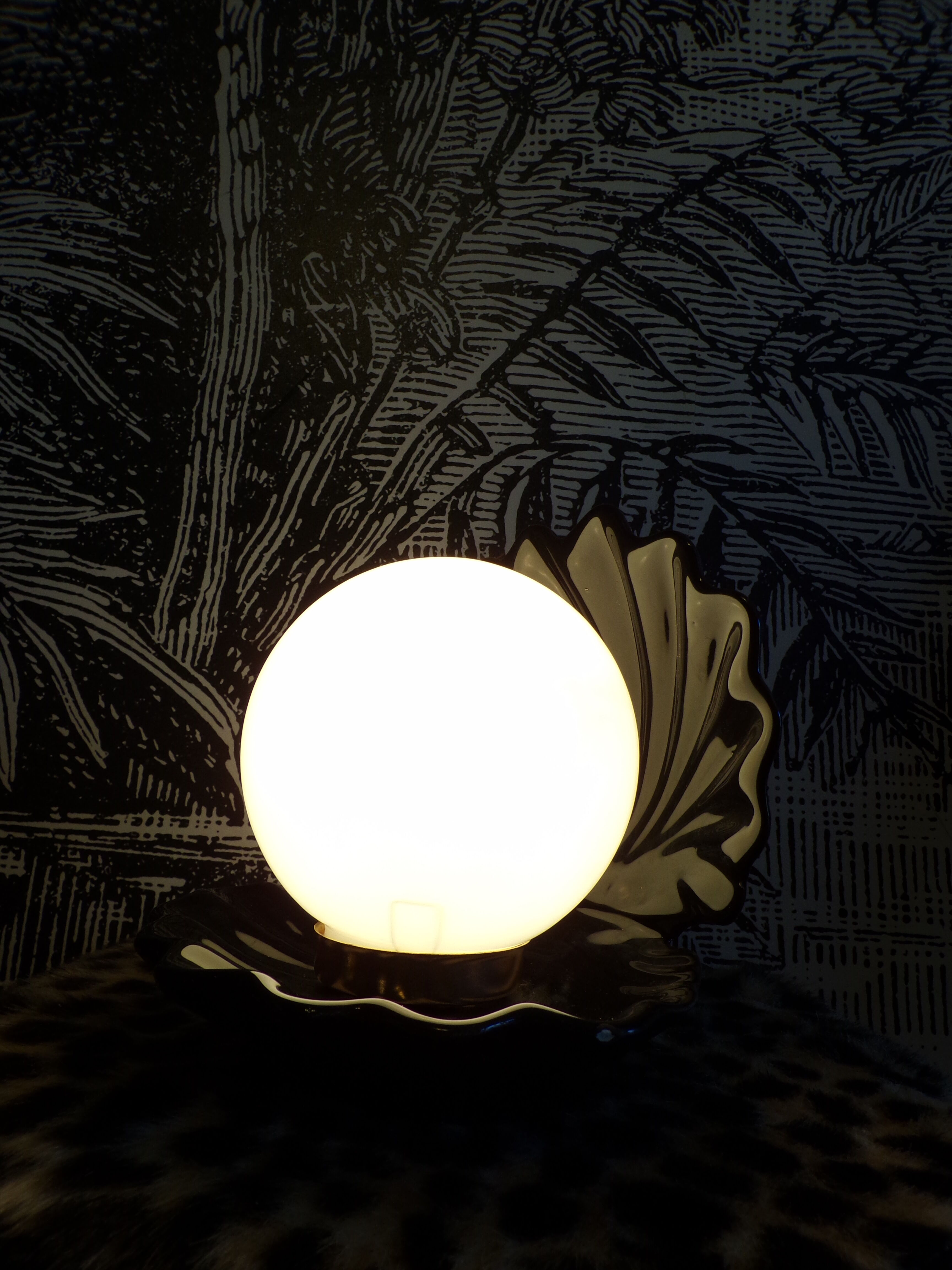 Shell lamp 1980