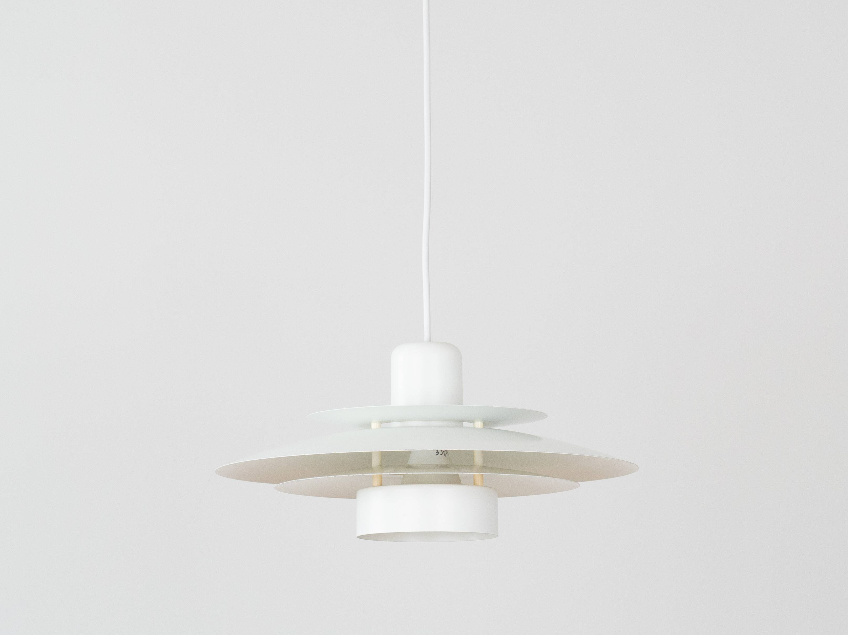 Paire de suspensions danoises par ES Horn, années 1980