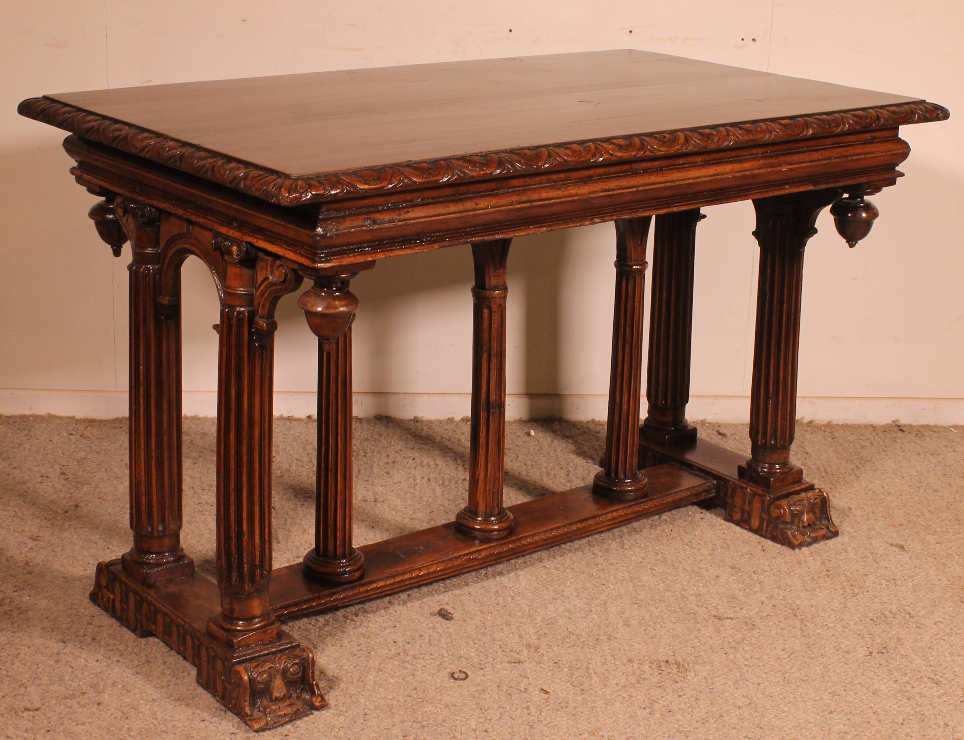 Renaissance Period Walnut Table - 16th Century