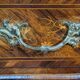 Commode galbée Style Louis XV en marquéterie vers 1850