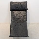 Black leather ‘skye’ chaise longue by Tord Björklund, Sweden 1970s