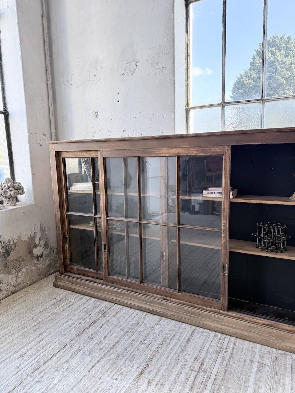 Enfilade meuble de métier XXL portes vitrées
