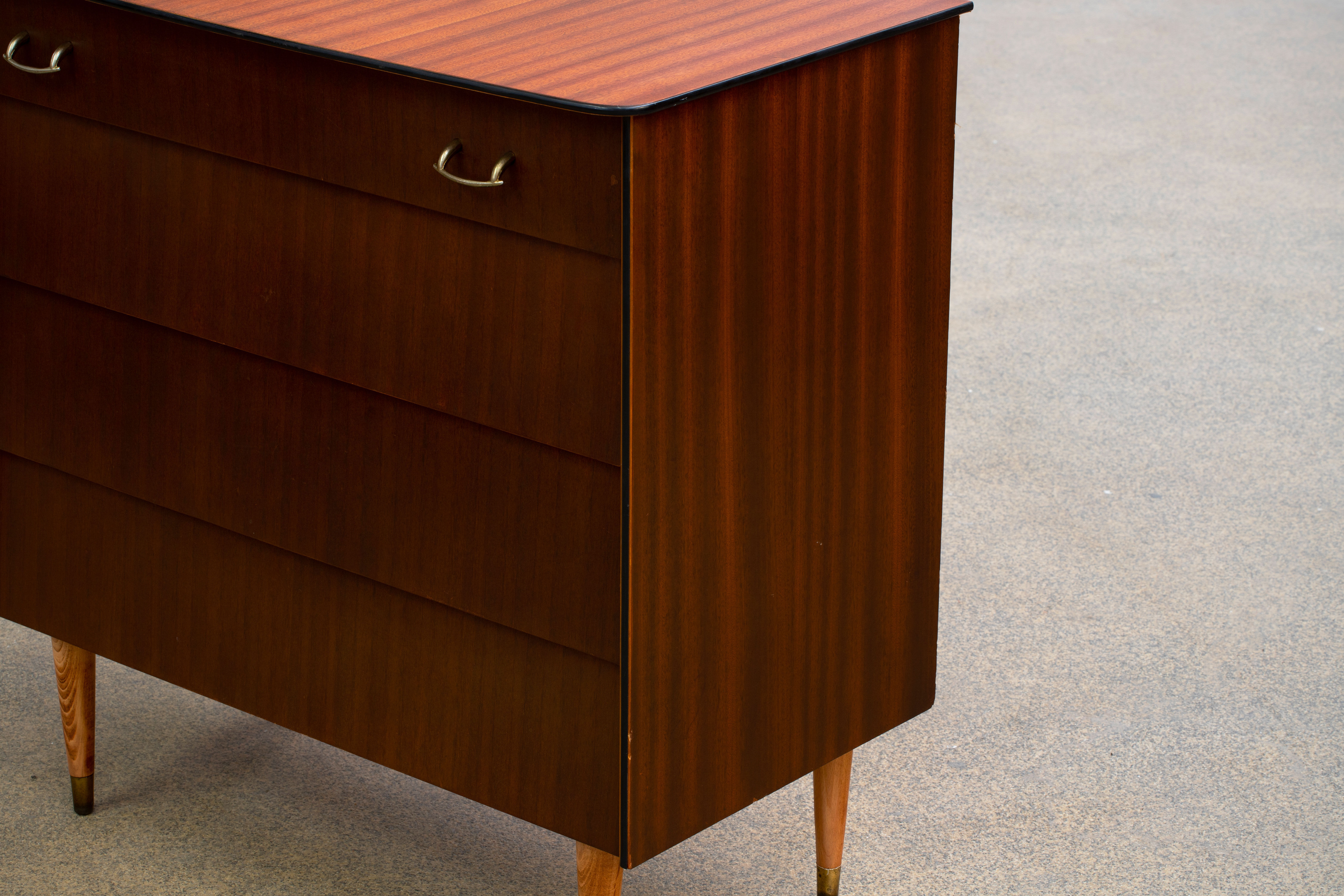 Commode vintage 1960