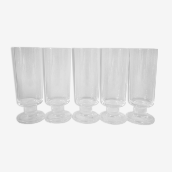 5 champagne glasses