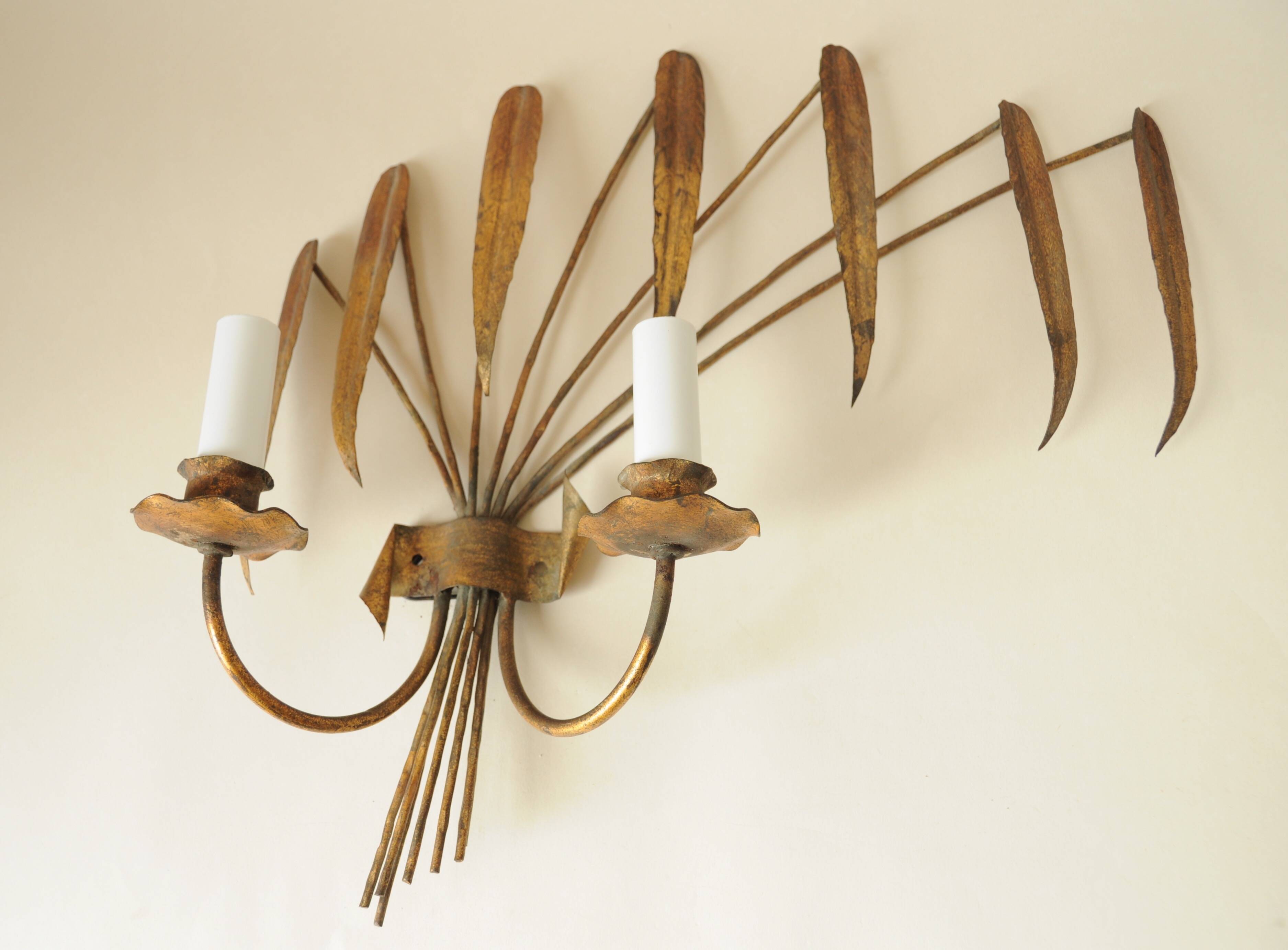 Palm Tree Wall Light in Patinated Gold Metal