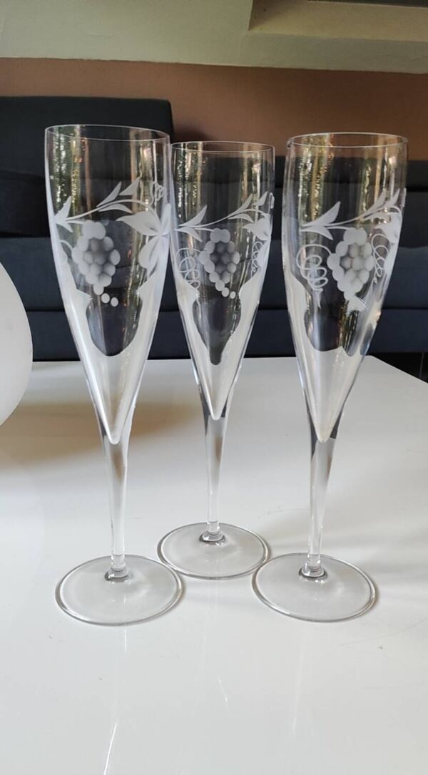 Lot 5 Grandes Flûtes Champagne en cristal Motifs Sarments Vigne 23,5cm