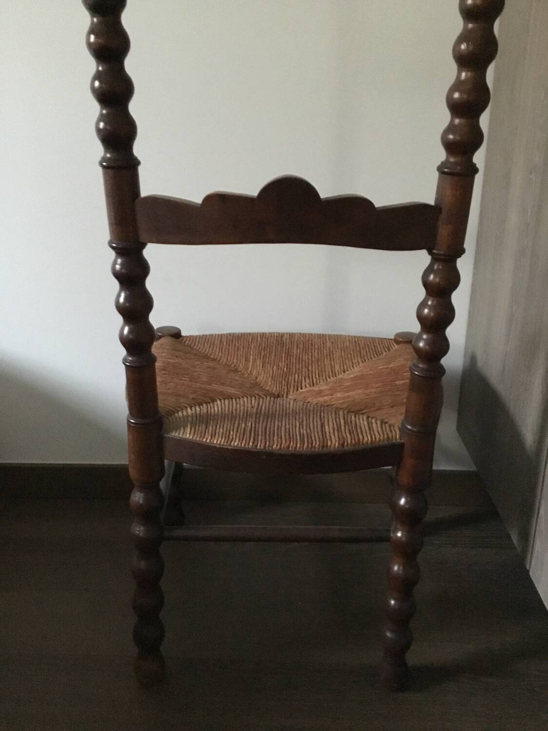 Nursing chair