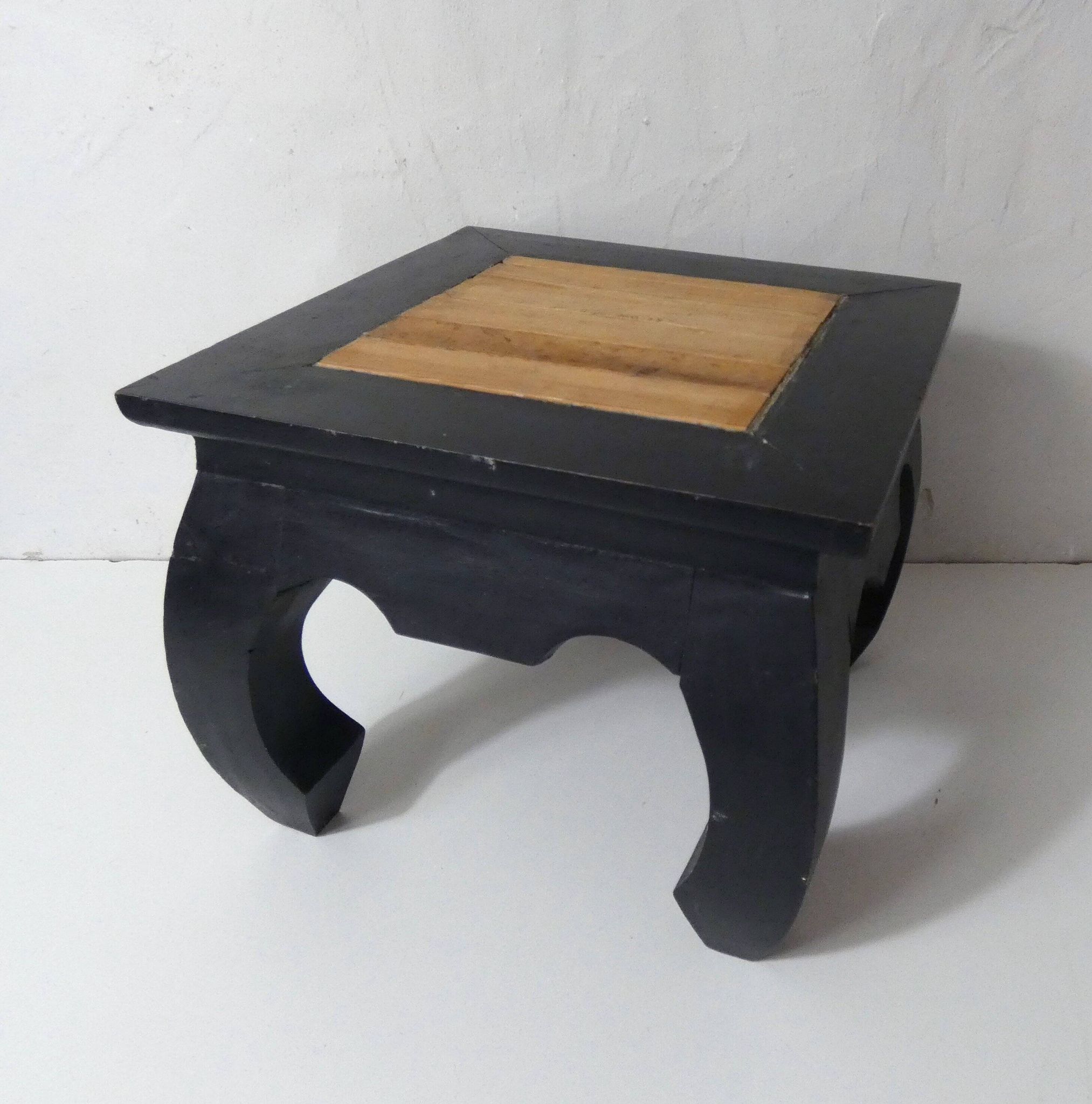 petite table d'appoint porte plante en bois massif